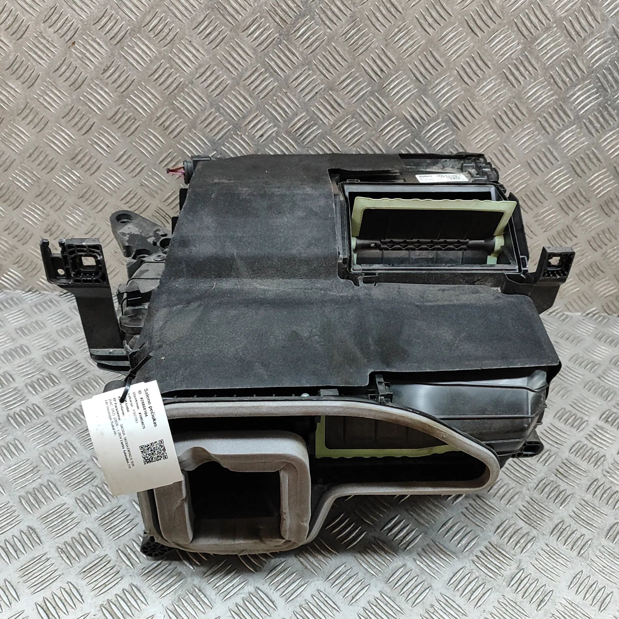 Skoda Enyaq Interior Heater Interior Heater — SKODA ENYAQ (iV SUV 5AC, 5AZ)...