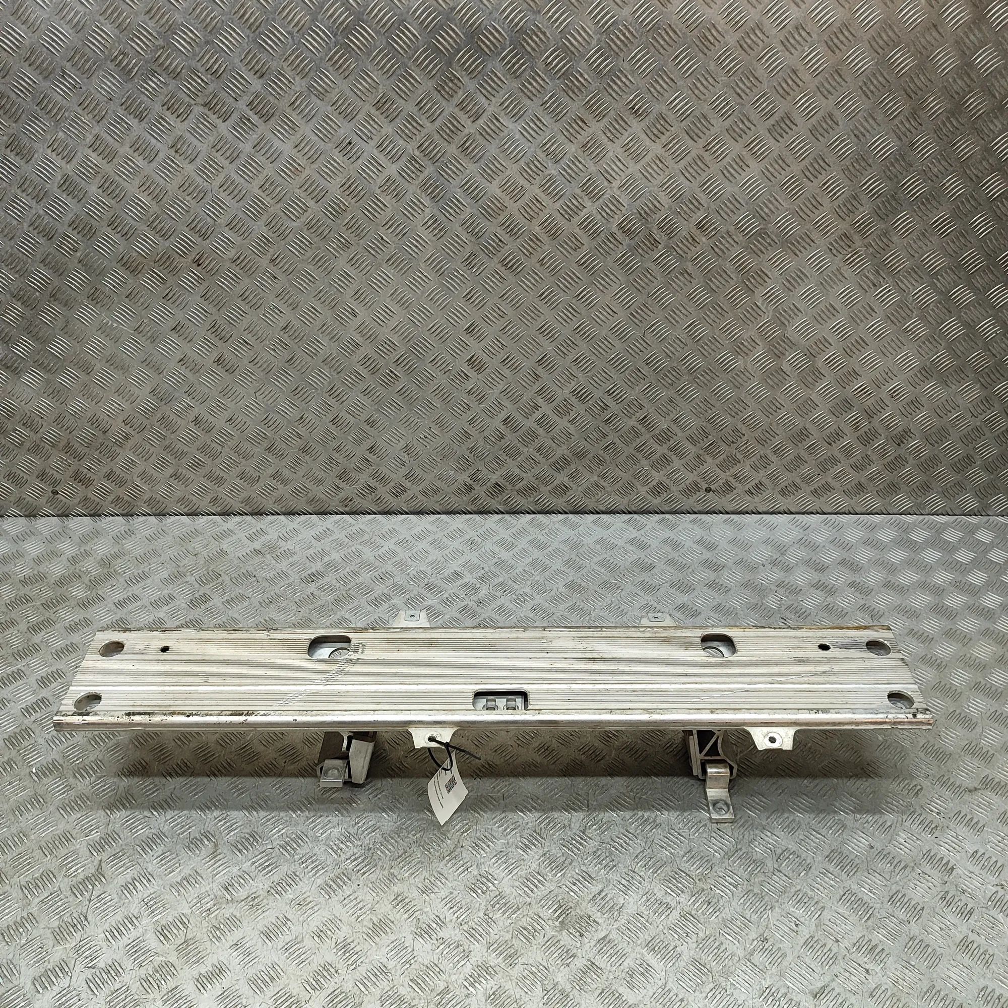 Mercedes-Benz GLE (W167) Gearbox Support Mount Bracket Gearbox Support Mount Bracket — MERCEDES BENZ G...