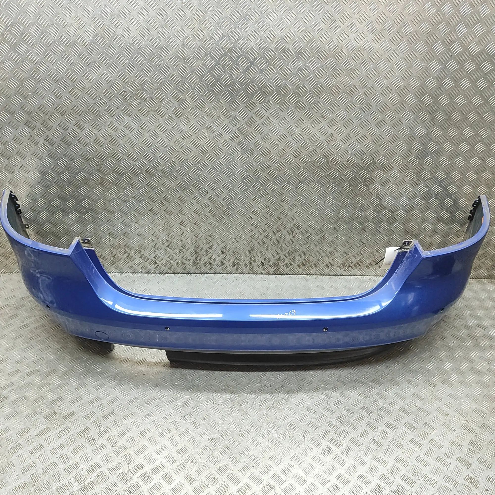 Jaguar XE Bumper rear Bumper rear — JAGUAR XE (X760) (2015-2024) — GX...