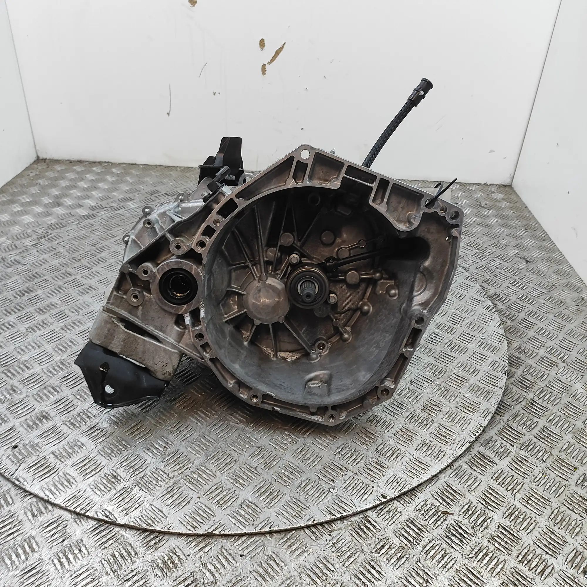 Nissan Juke Gearbox Gearbox — NISSAN JUKE (F16) (2019-PRESENT) — 32...