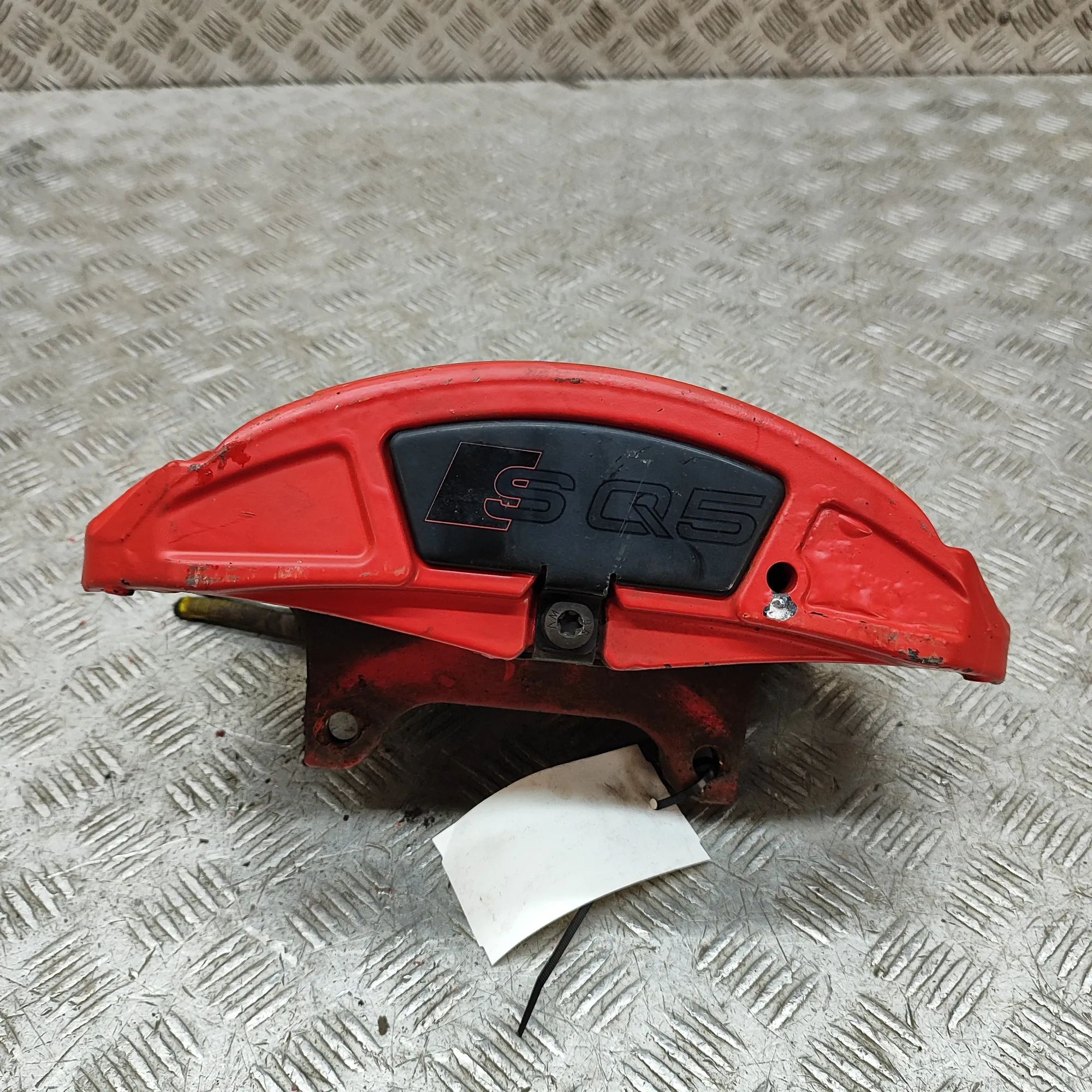 Audi Q5 (8R) Front Left Brake Caliper Front left brake caliper — AUDI Q5 (8R) (2008-2...