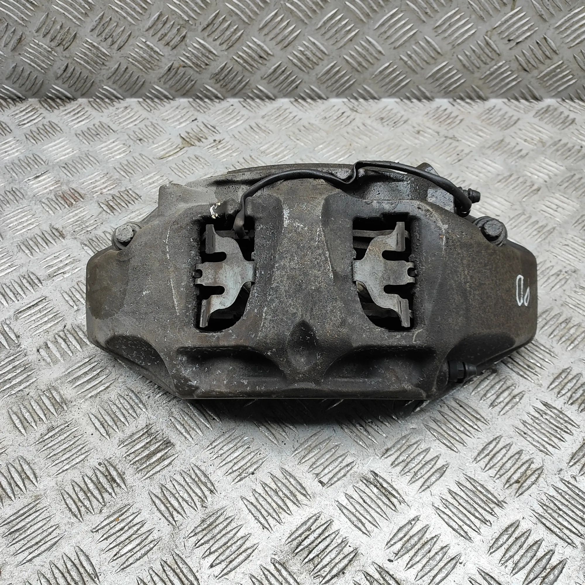 Audi Q7 (4M) Brake caliper — front right Brake caliper — front right — AUDI Q7 (4M) (201...