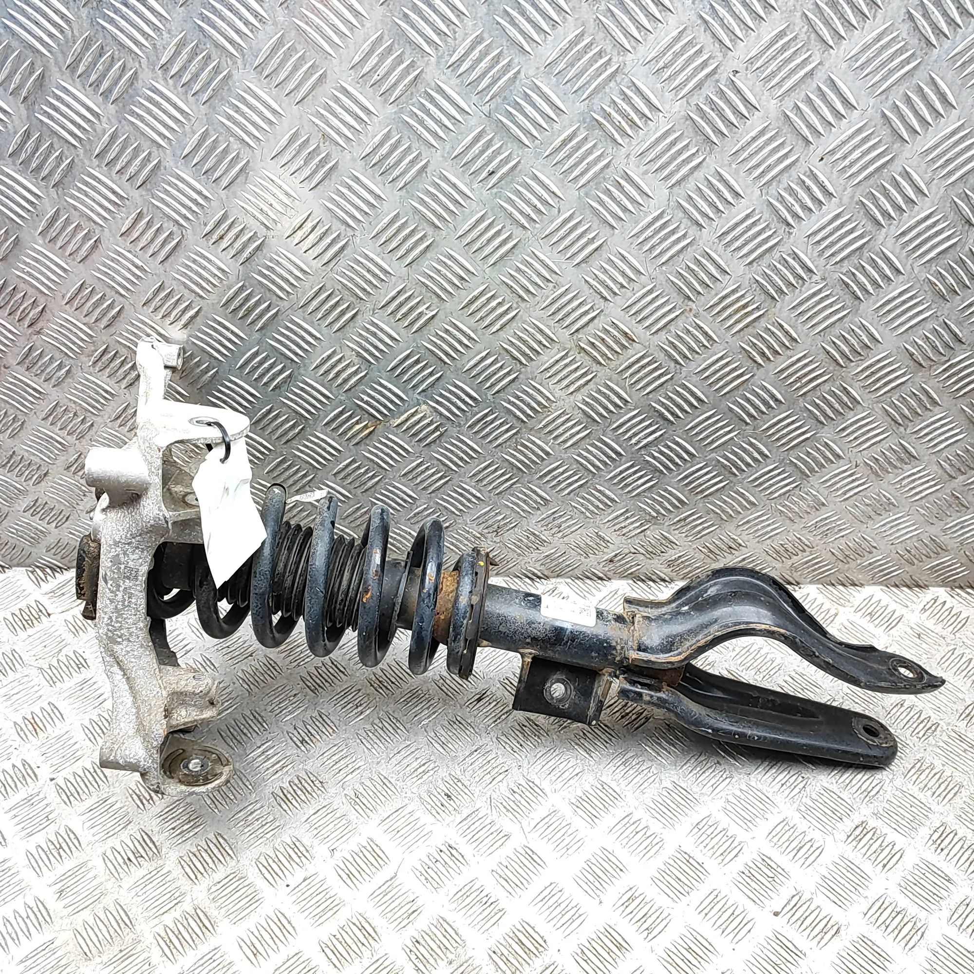 Tesla Model Y Shock absorber — front right Shock absorber — front right — TESLA MODEL Y (5...