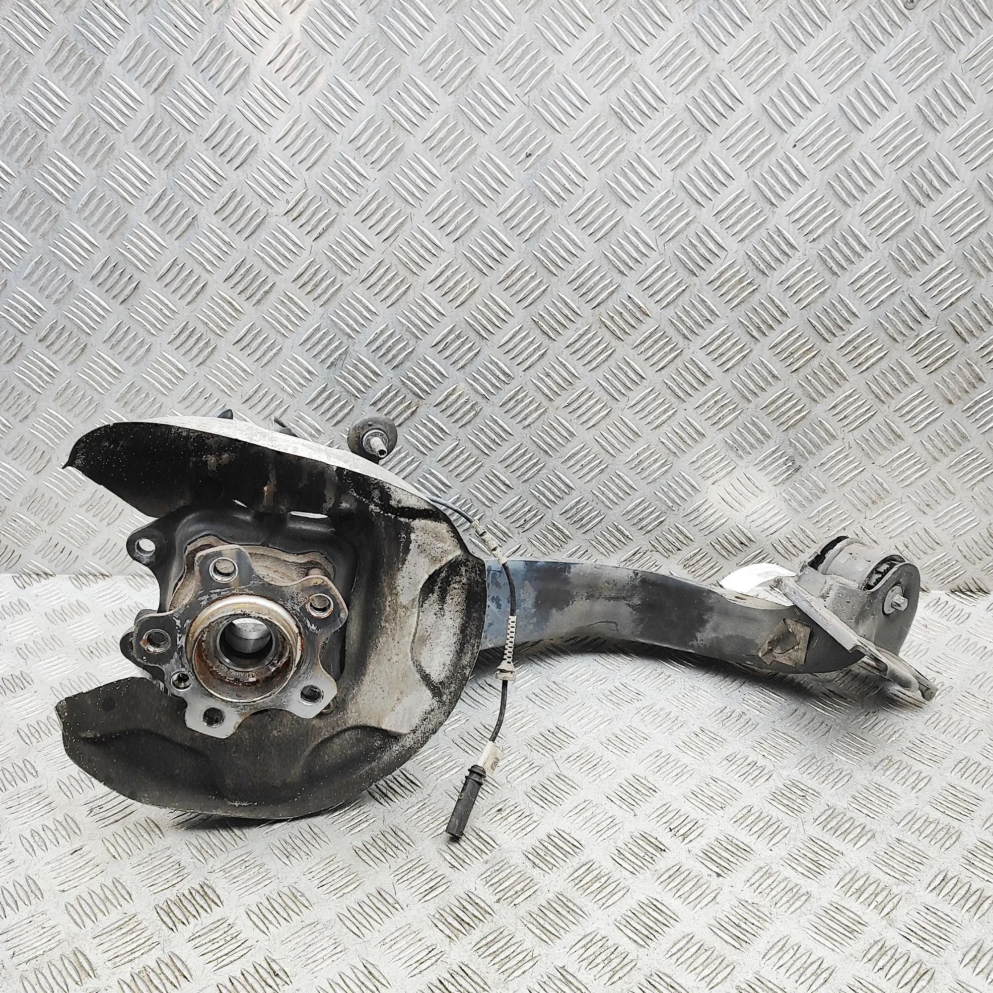 BMW X1 / iX1 (U11) Rear Right Wheel Hub Rear Right Wheel Hub — BMW X1 (U11) (2022-PRESE...