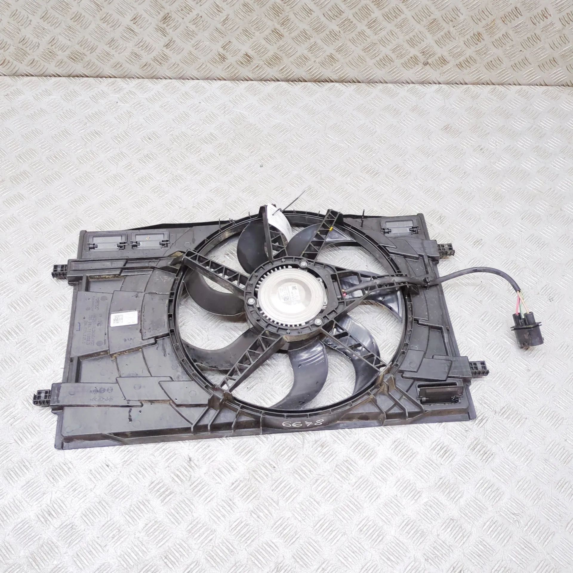 Volkswagen Golf 8 Engine Cooling Fan Shroud Engine Cooling Fan Shroud — VW GOLF (VIII CD1) ...