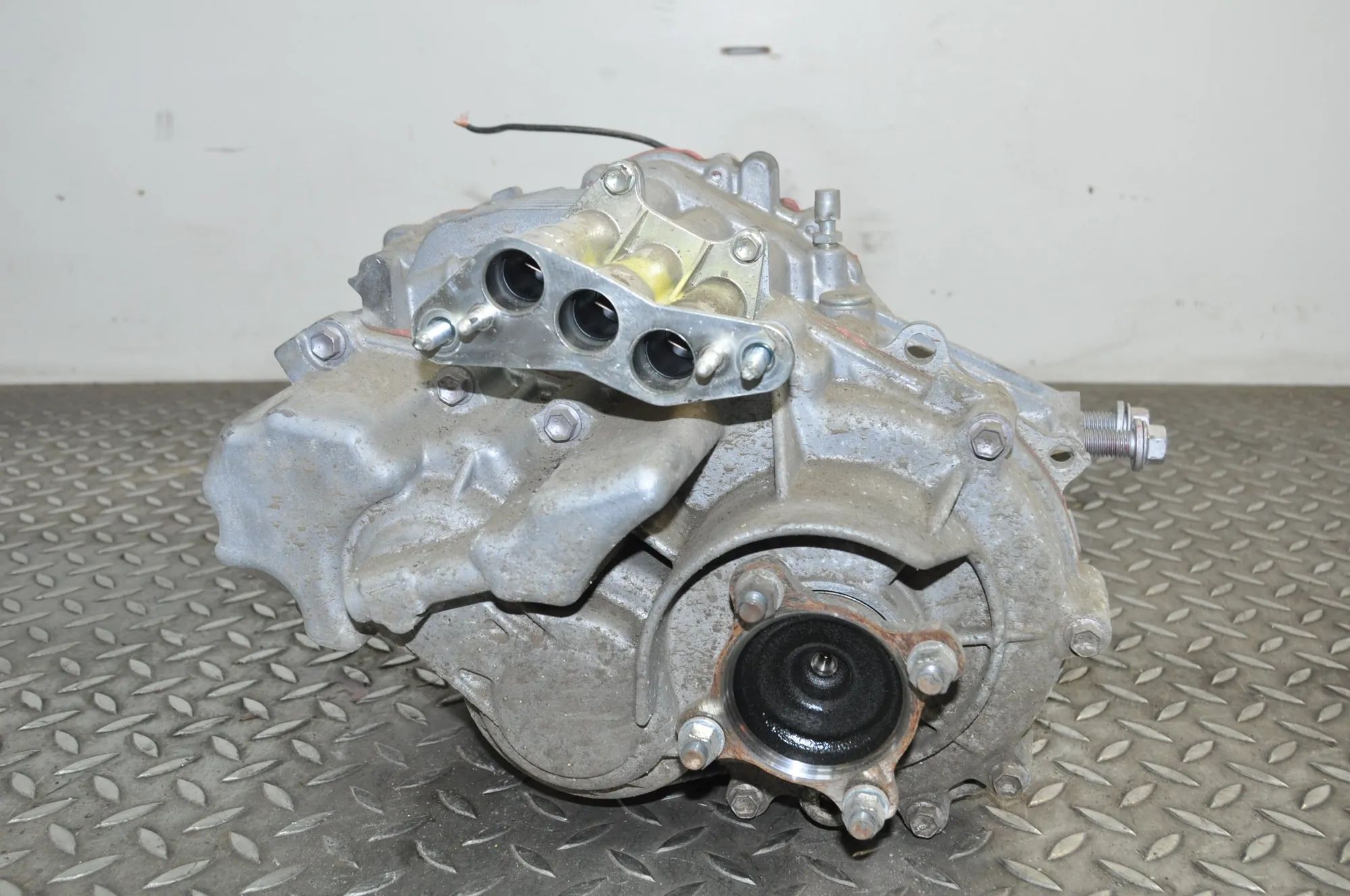 Lexus RX rear differential Rear differential — LEXUS RX (AL20) (2015-2022)...