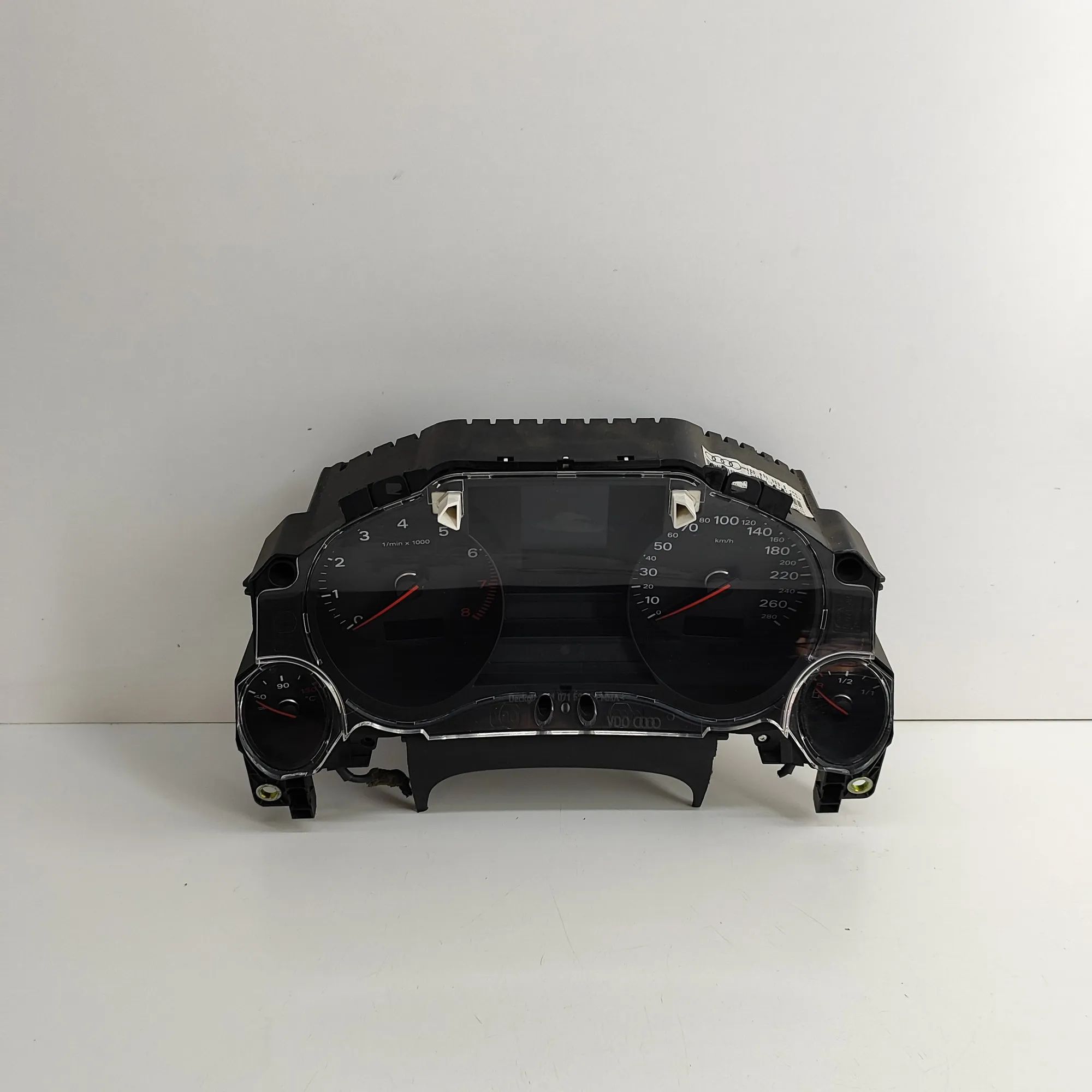 Audi A8 (D3) Instrument Cluster Speedometer Instrument Cluster Speedometer — AUDI A8 (4E) (...