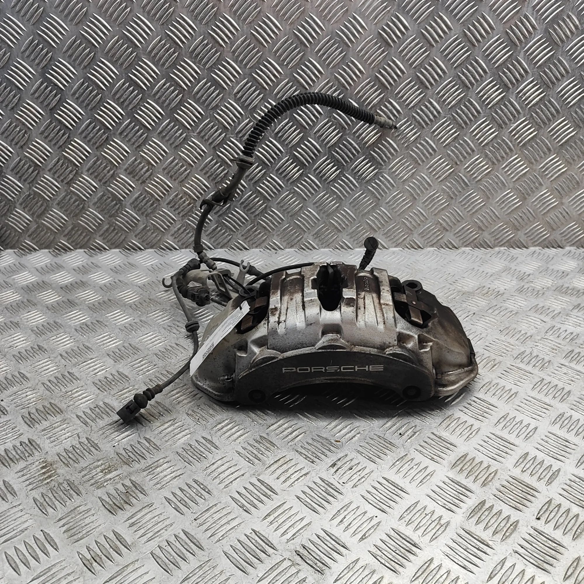 Porsche Cayenne Brake caliper — front right Brake caliper — front right — PORSCHE CAYENNE (...