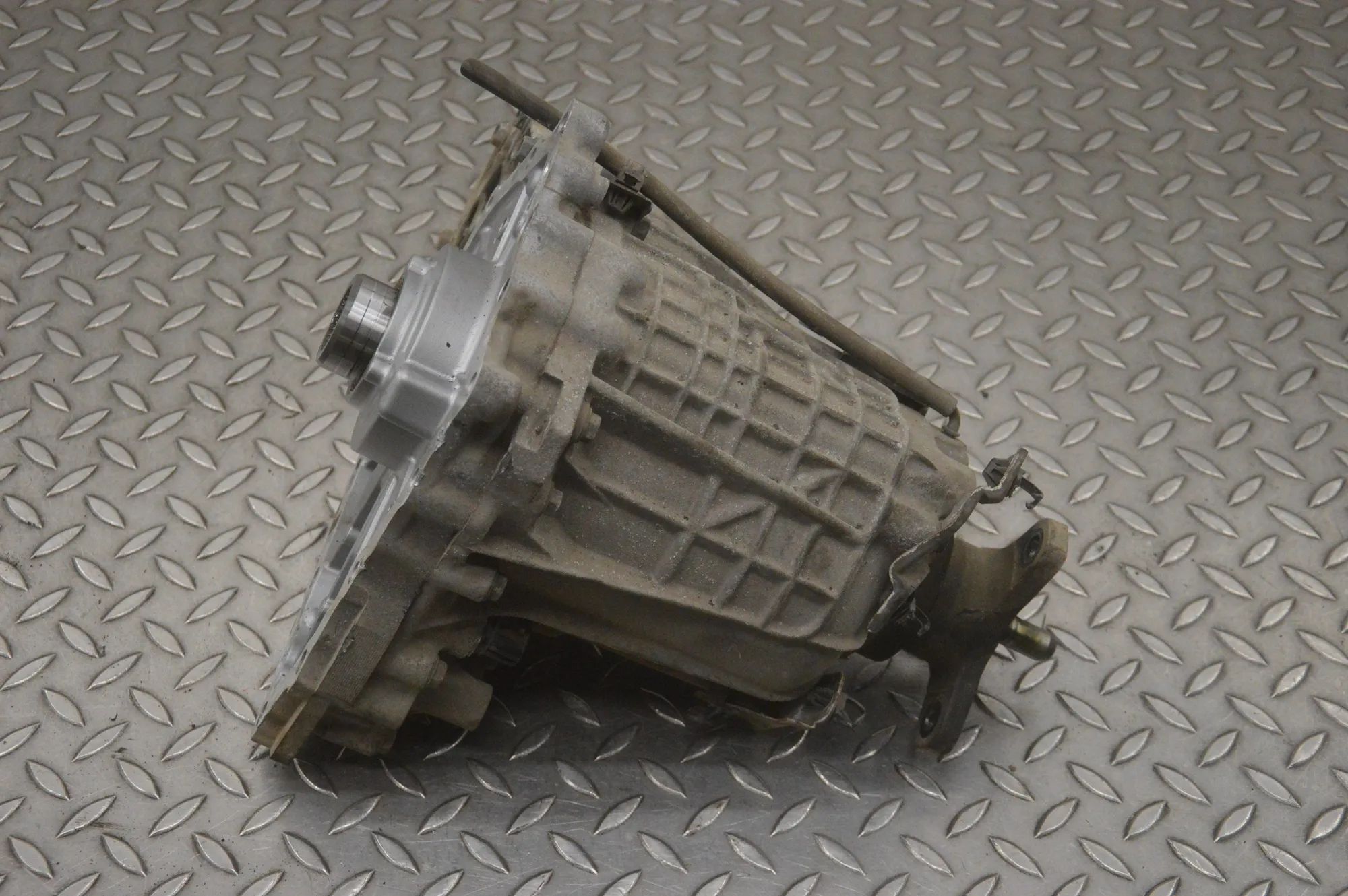 Infiniti FX / QX70 (S51) Transfer case Transfer case — INFINITI FX II / QX70 (S51) (20...