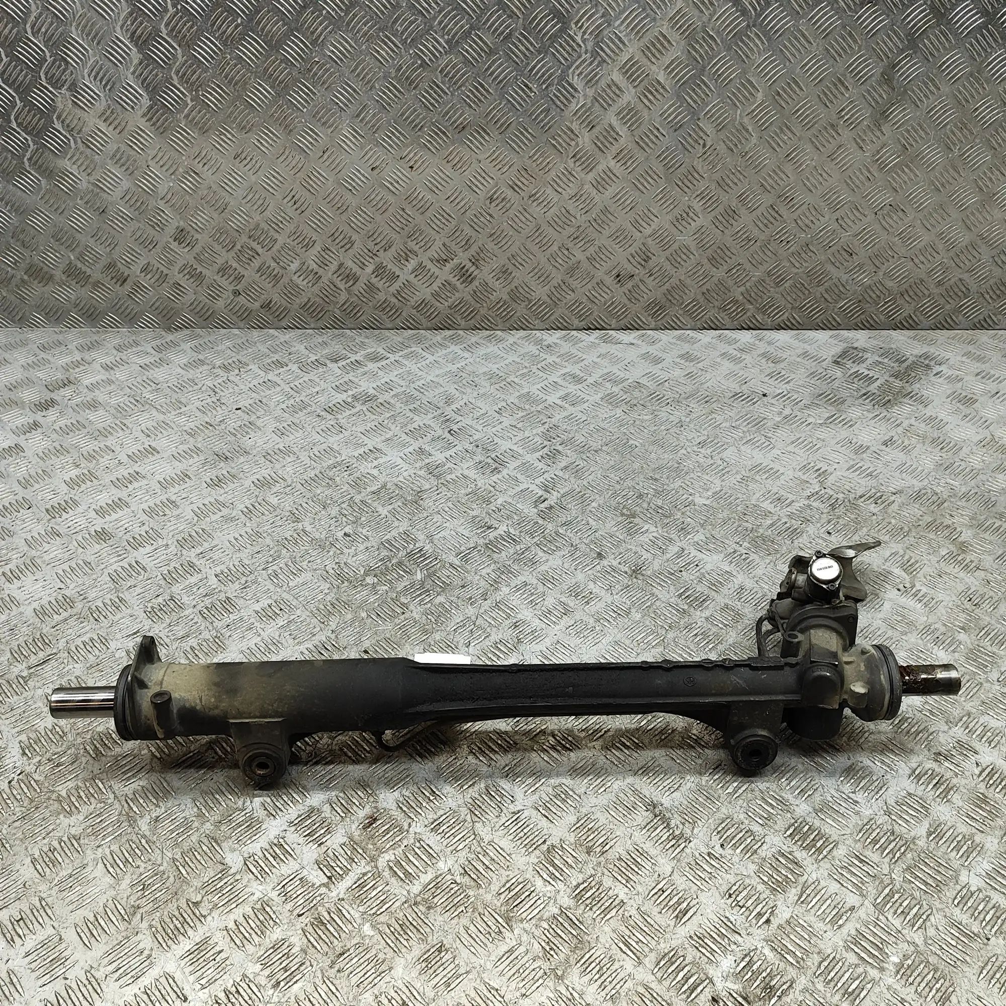 Volkswagen Touareg ohjaushammastanko Steering Rack — VW TOUAREG (7P) (2010-2018) — 7...