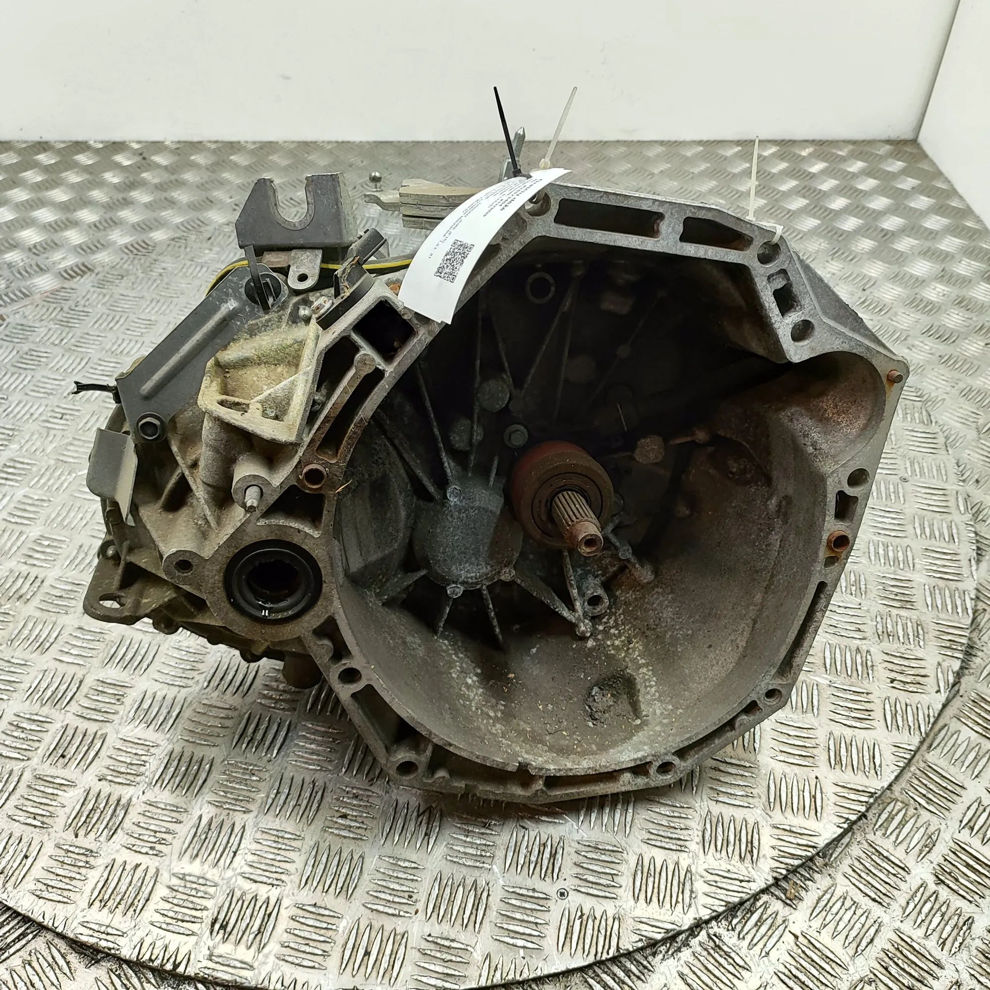 Nissan Juke Gearbox Gearbox — NISSAN JUKE (F15) (2010-2019) — 32010...