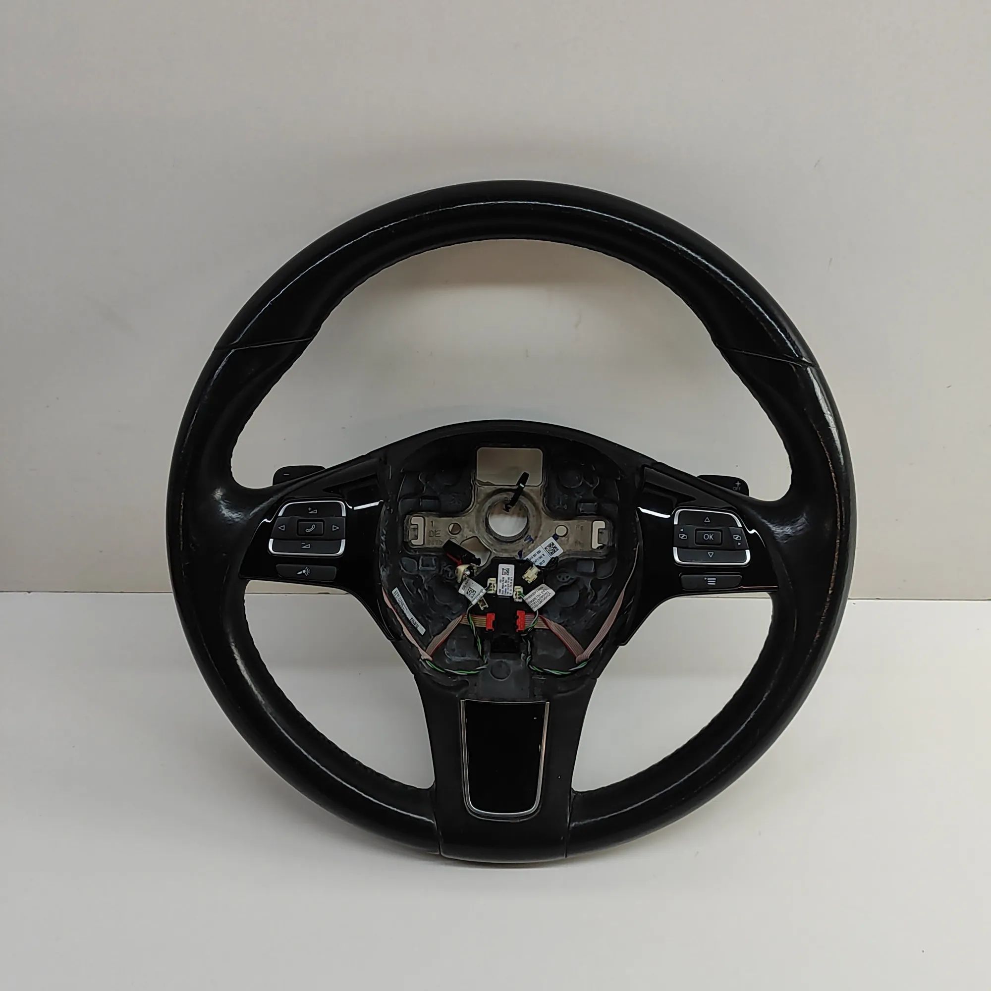 Volkswagen Touareg steering wheel Steering Wheel — VW TOUAREG (7P) (2010-2018) — ...