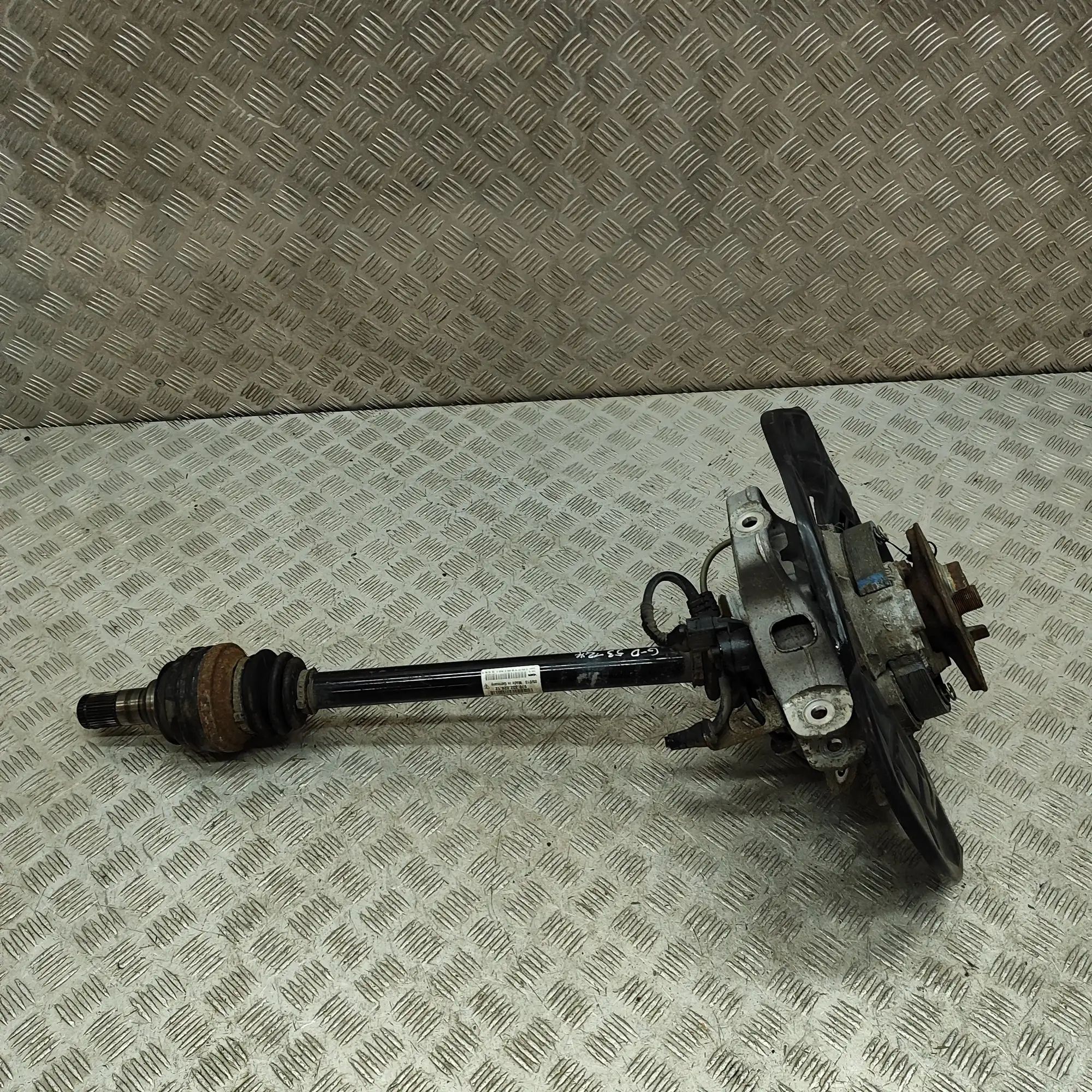 Porsche Panamera Rear Right Wheel Hub