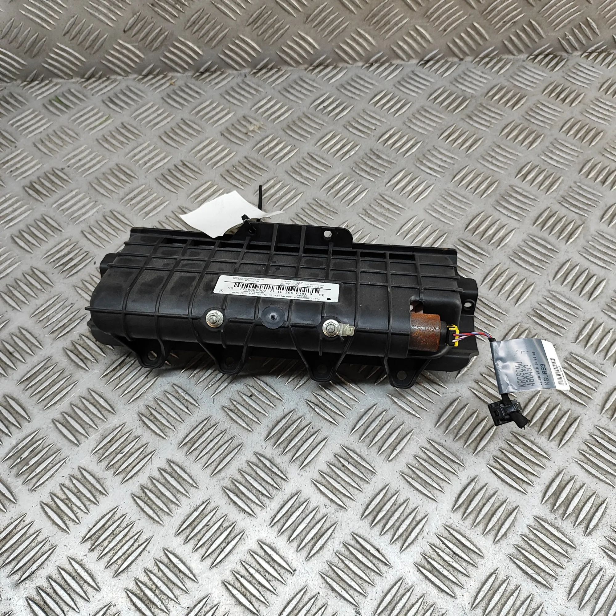 Mercedes-Benz G (W463) Dashboard Safety Bag SRS Dashboard Safety Bag SRS — MERCEDES BENZ AMG GT...