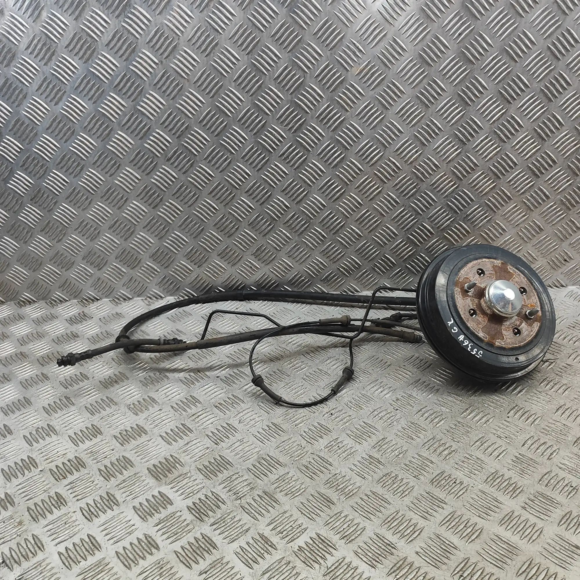 Fiat 500 (312) Rear Left Wheel Hub Spindle