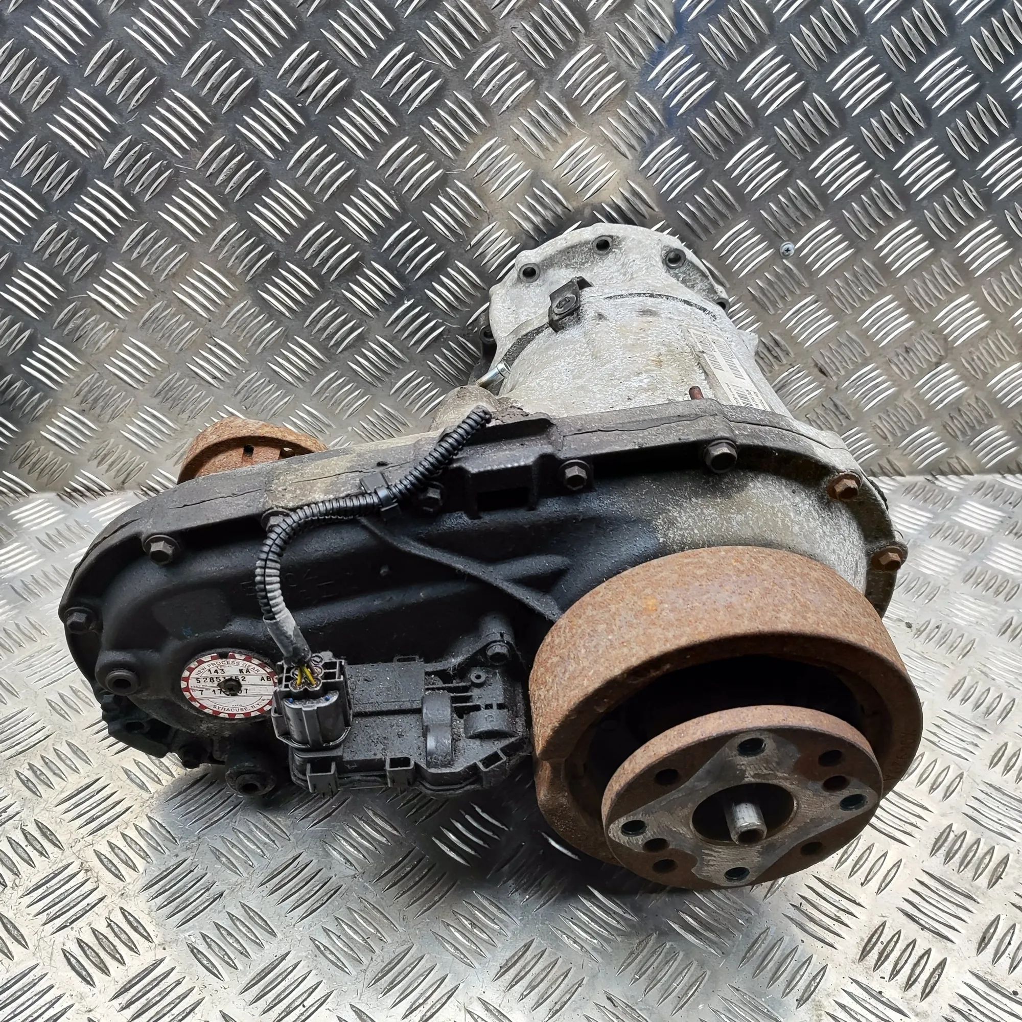 Dodge Nitro Transfer case Transfer case — DODGE NITRO (2006-2012) — 52853...