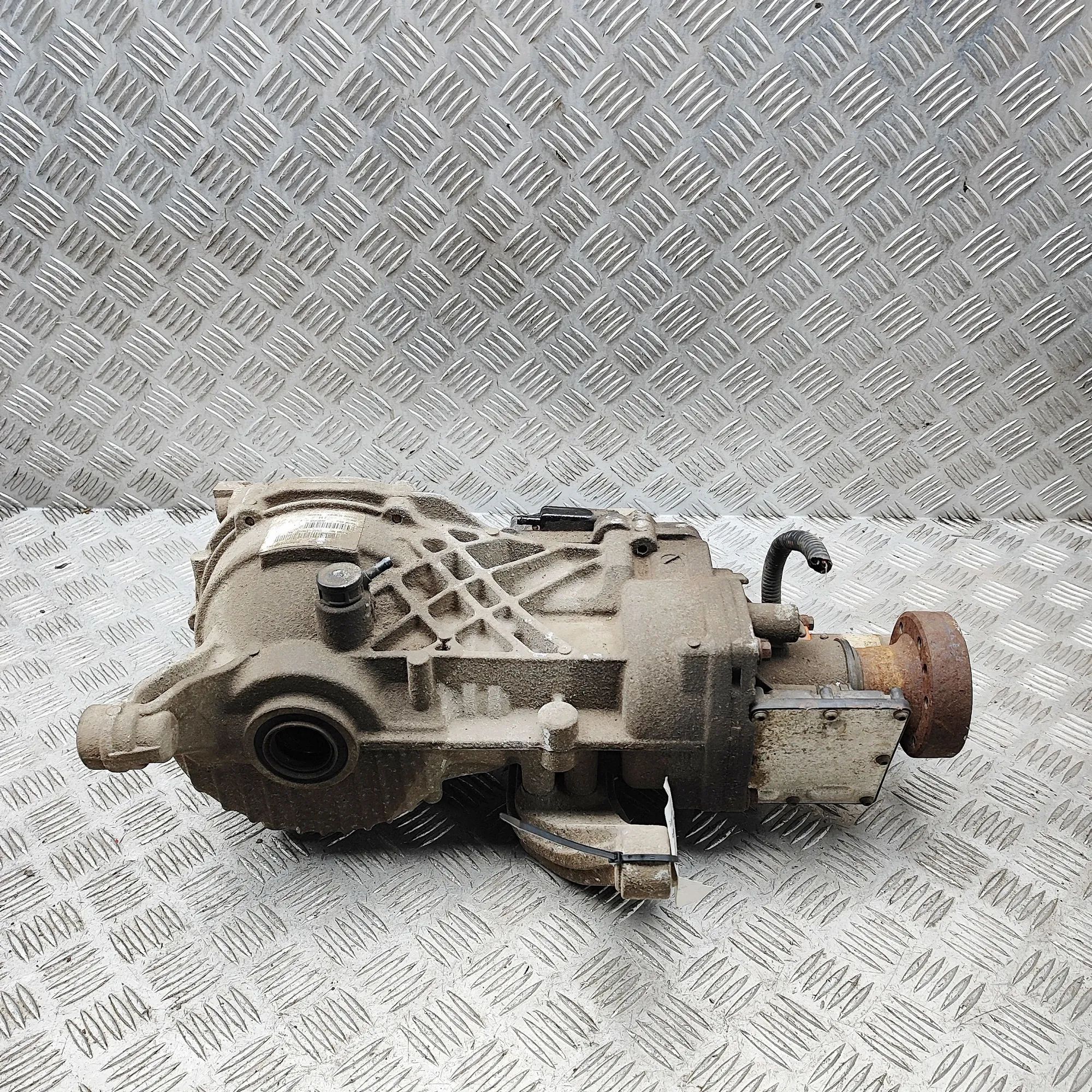 Land Rover Discovery Sport rear differential Rear differential — LAND ROVER DISCOVERY SPORT ...