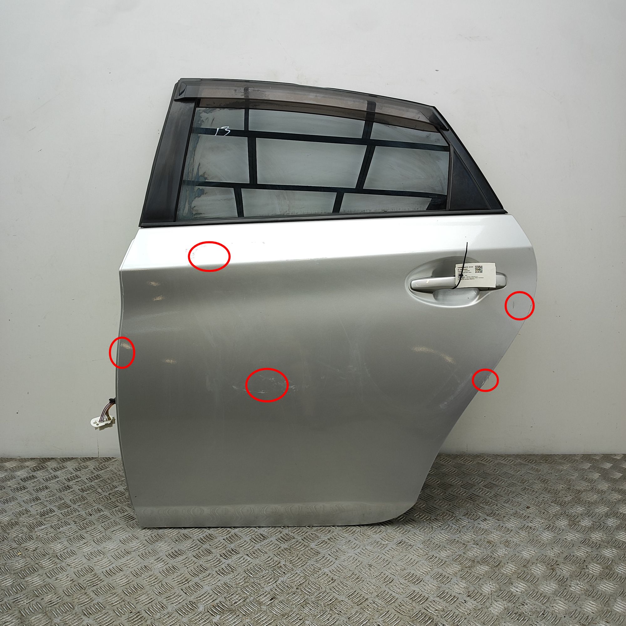 Toyota Prius+ Door — rear left Door — rear left — TOYOTA PRIUS (XW30) (2009-20...