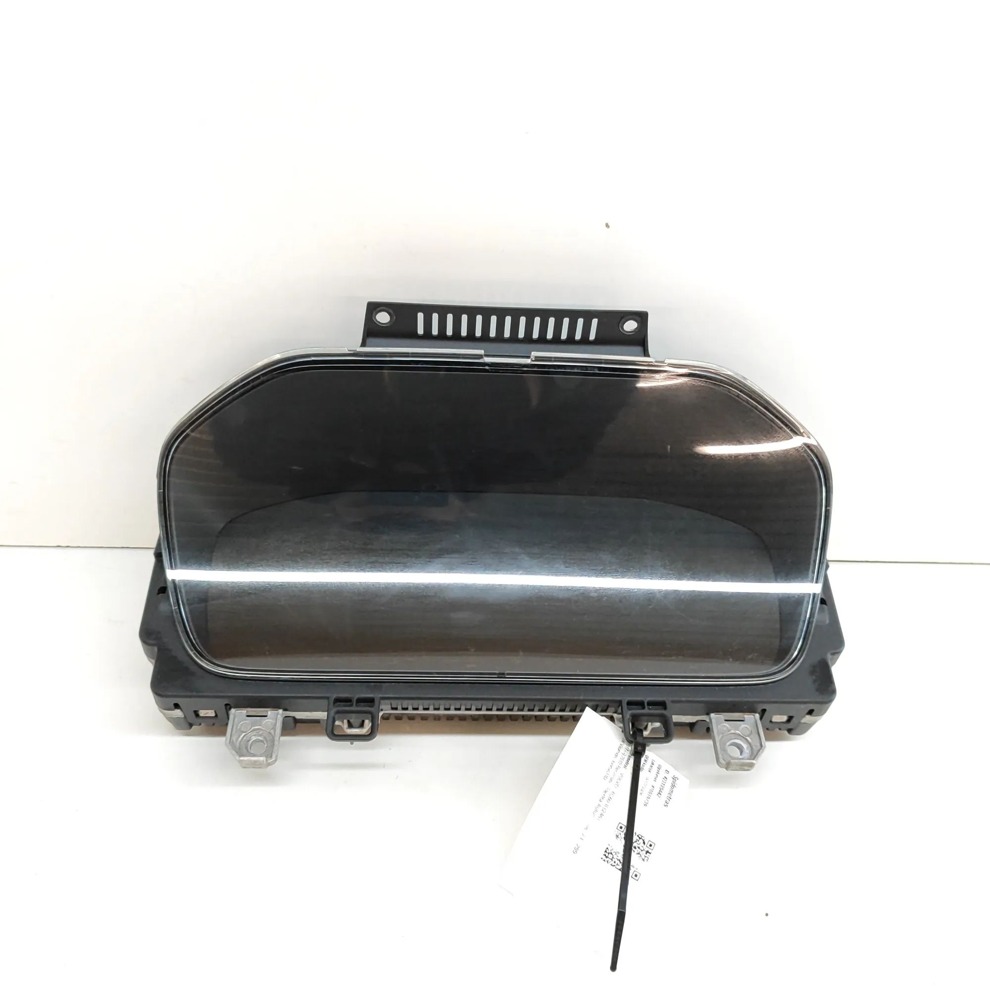 Volvo XC60 Instrument Cluster Speedometer Instrument Cluster Speedometer — VOLVO XC60 (II...