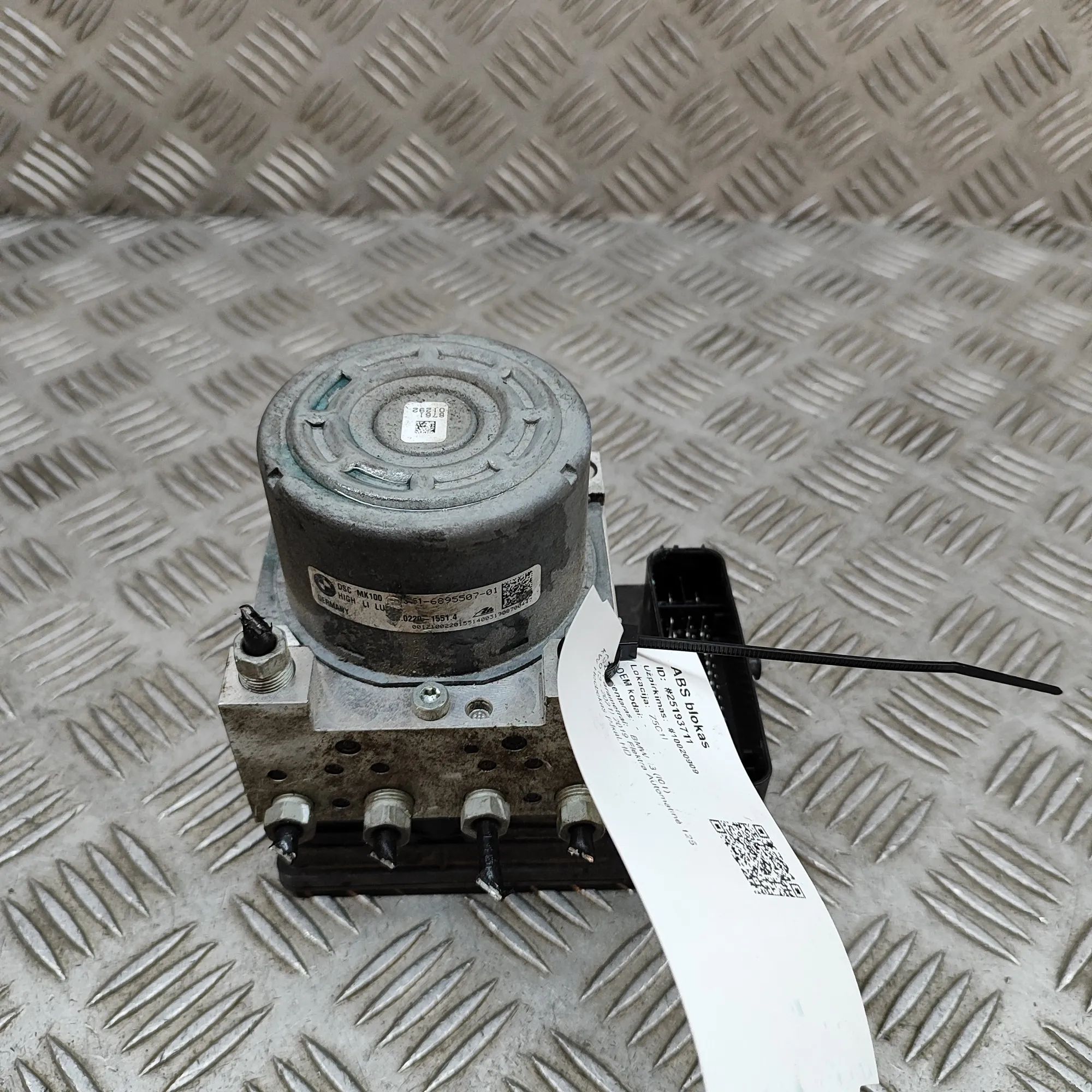 BMW i3 (I01) ABS hydraulic pump ABS Pump — BMW i3 (I01) (2013-2022) — 6895507,1...