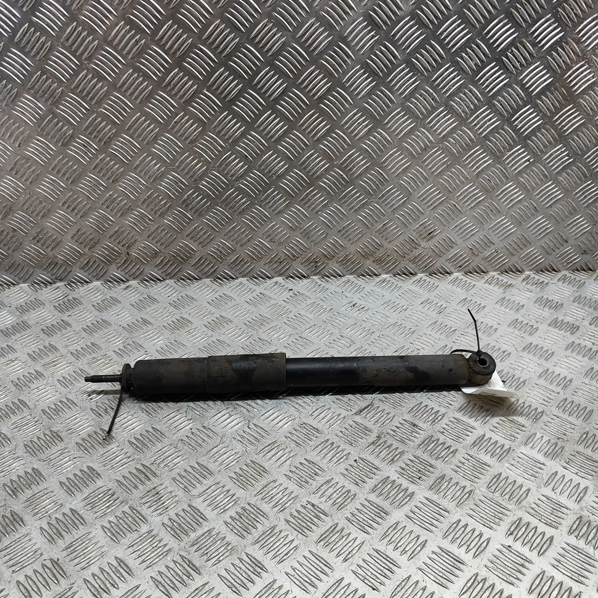 Shock absorber — front left Brand/Model: ASTON MARTIN DB7
Year: 1995
Engine...