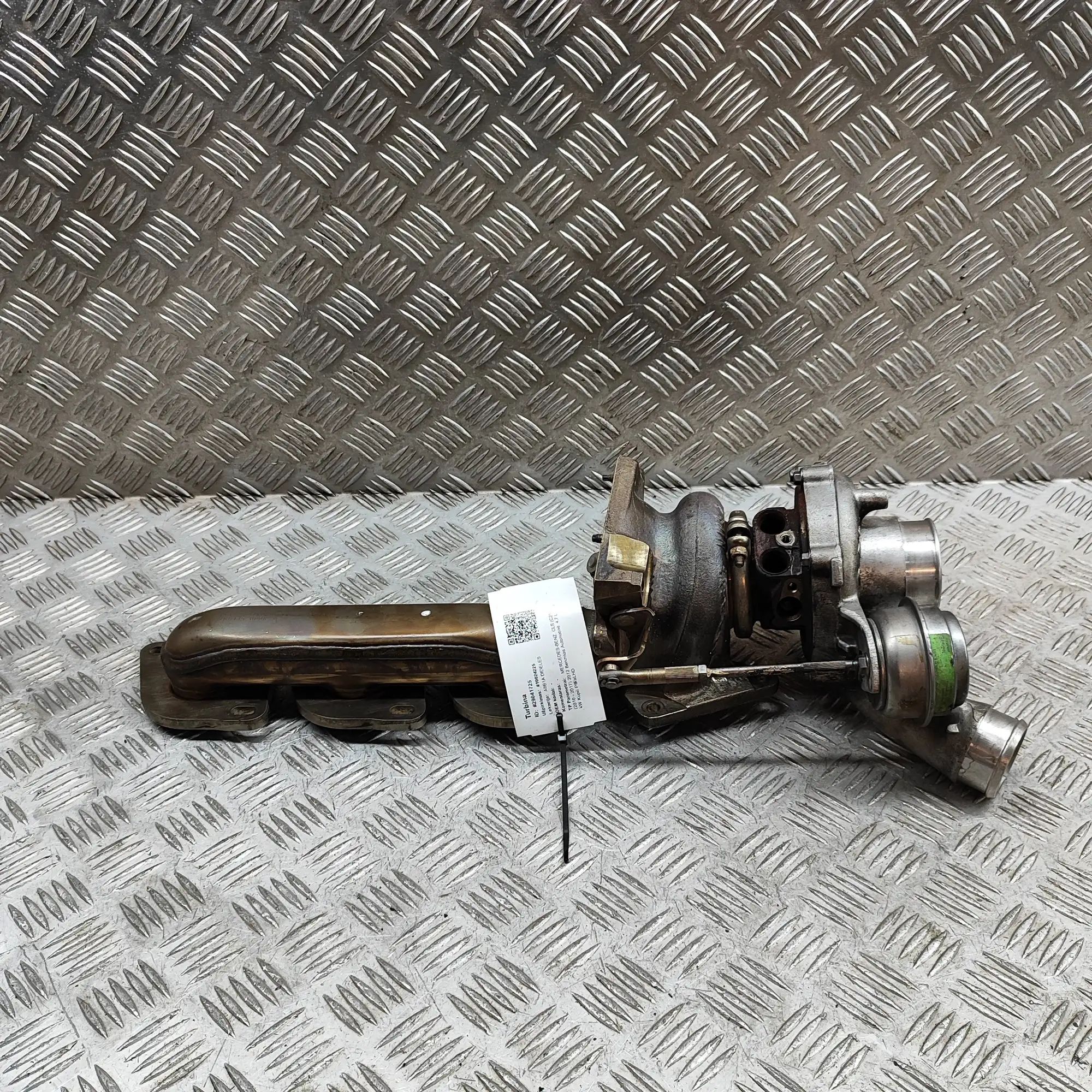 Mercedes-Benz CLS (C218) Turbocharger Turbocharger — MERCEDES BENZ CLS (C218) (2010-2...