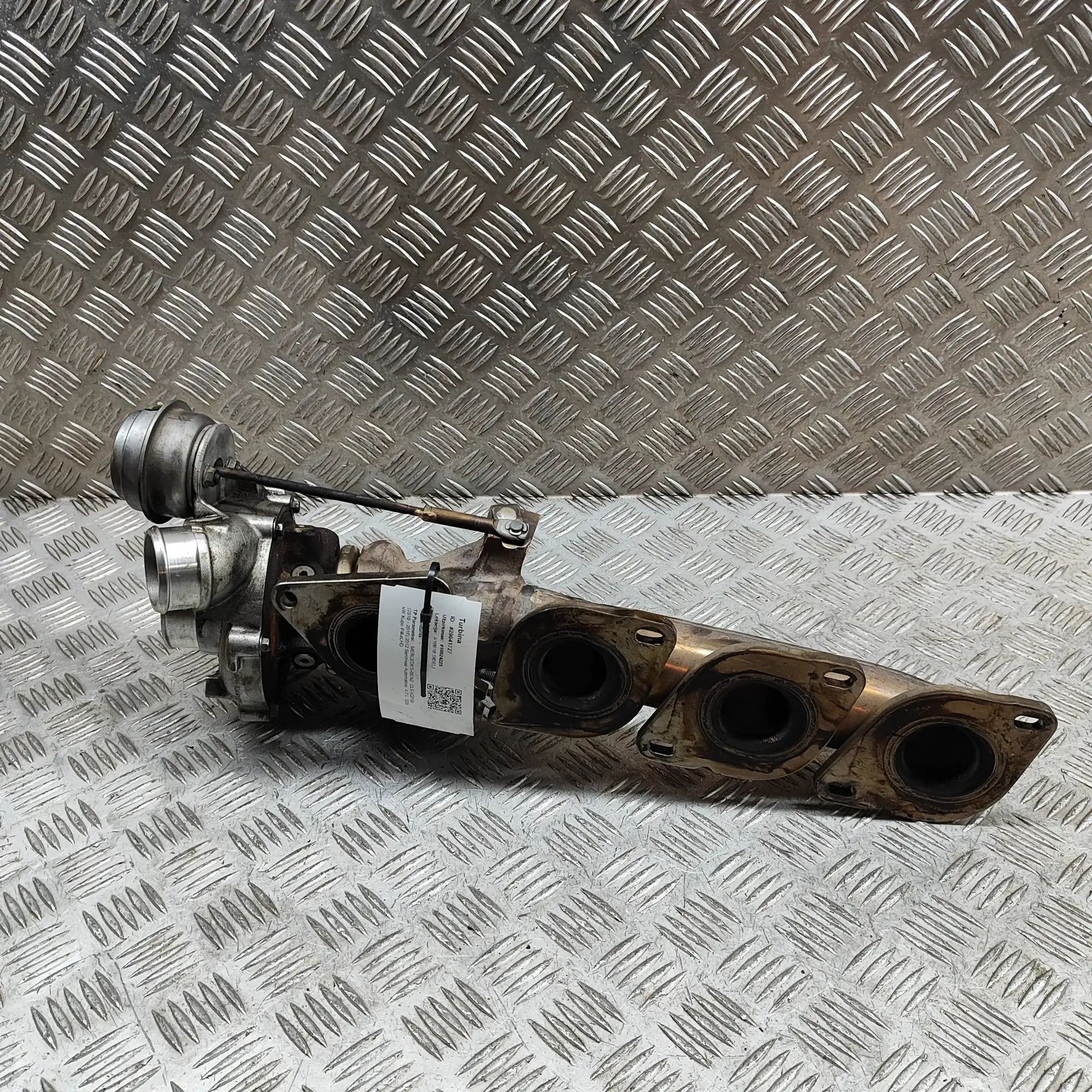 Mercedes-Benz CLS (C218) Turbocharger Turbocharger — MERCEDES BENZ CLS (C218) (2010-2...