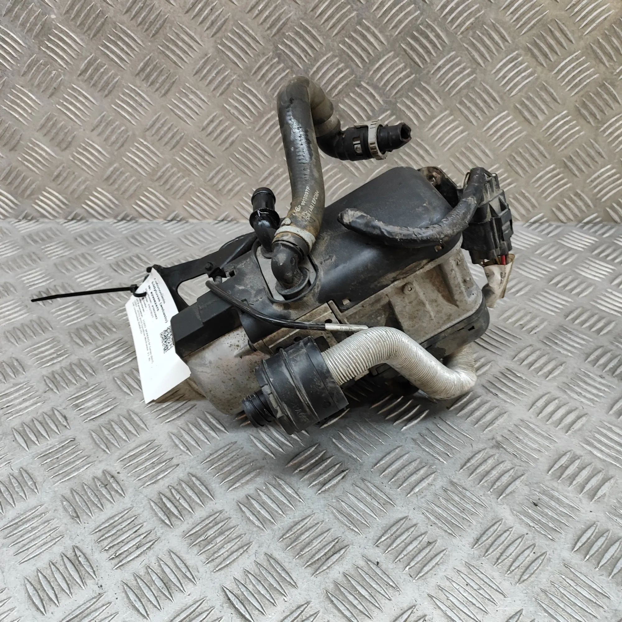 Ford Mondeo Webasto Auxiliary Heater Webasto Auxiliary Heater — FORD MONDEO Mk IV (B...