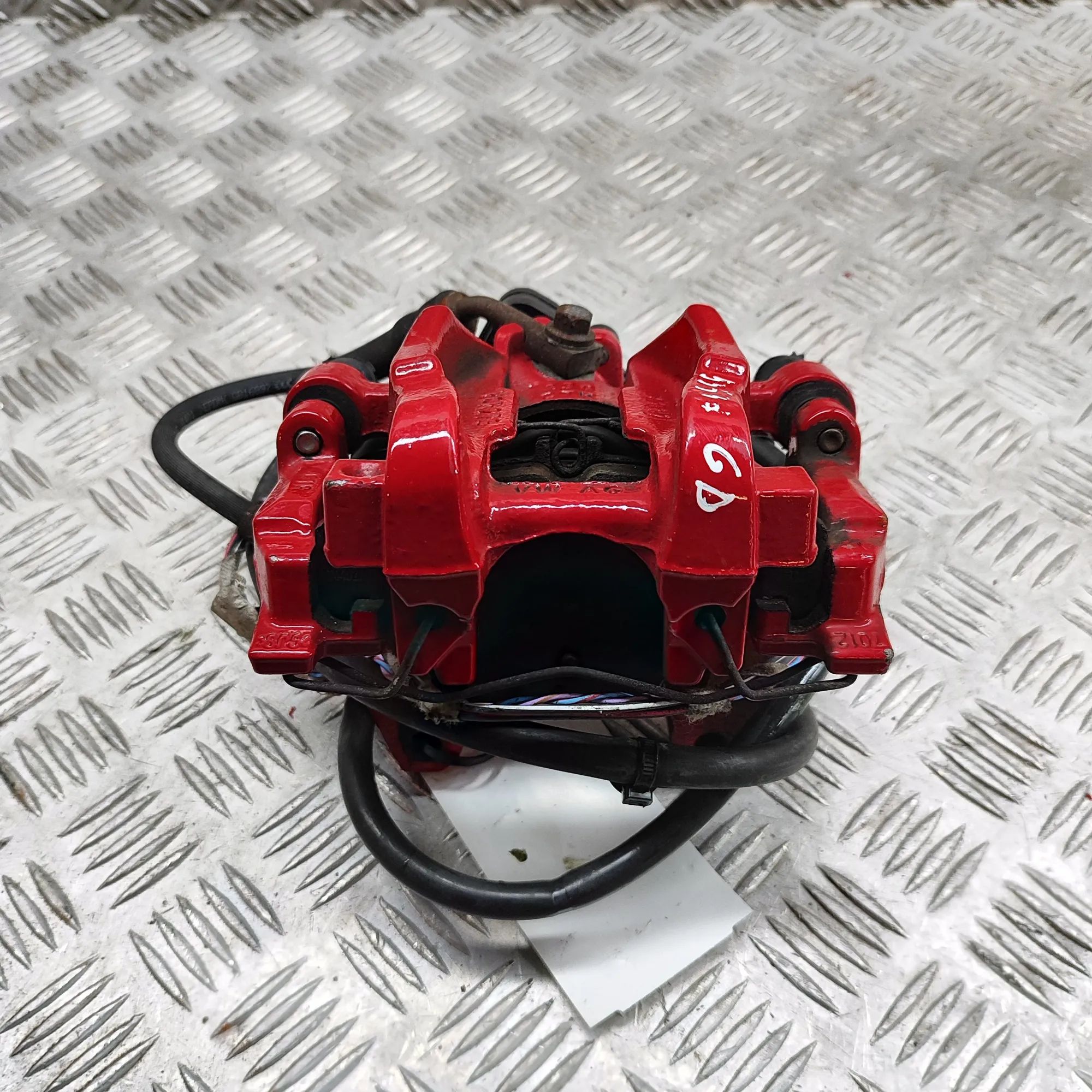 Audi A3 (8V) Brake caliper — rear right Brake caliper — rear right — AUDI A3 (8V_) (201...