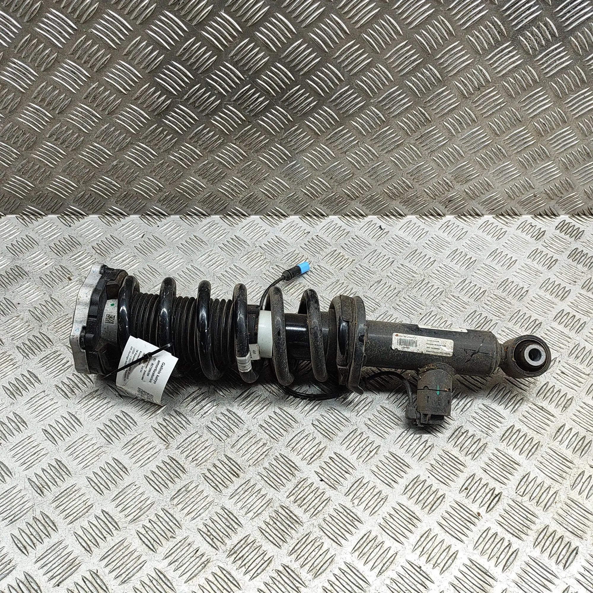 BMW X3 / iX3 (G01) Rear Left Shock Absorber Rear Left Shock Absorber — BMW IX3 (G08) (2020-...