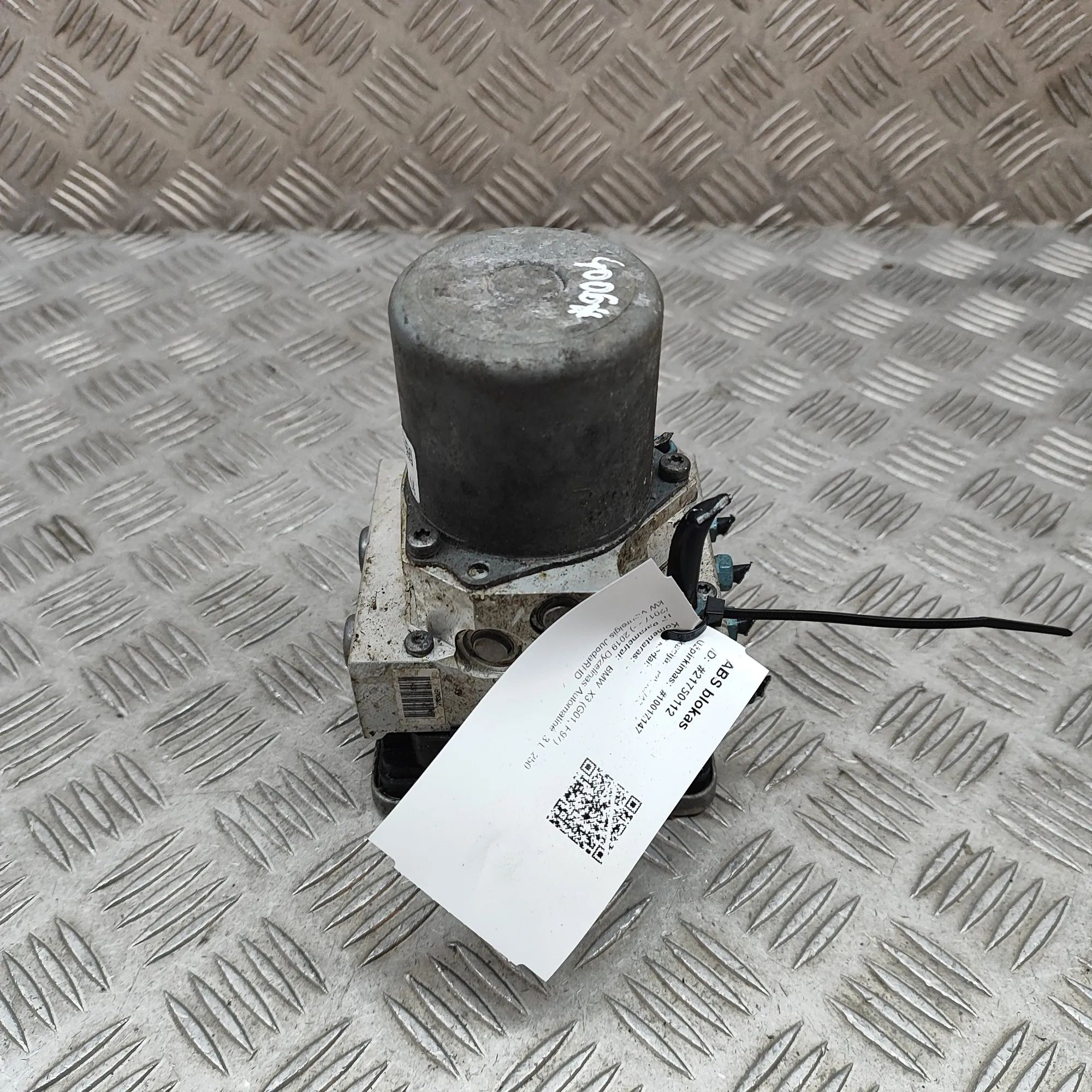 BMW X3 / iX3 (G01) ABS hydraulic pump ABS Pump — BMW X3 (G01) (2017-PRESENT) — 689545...
