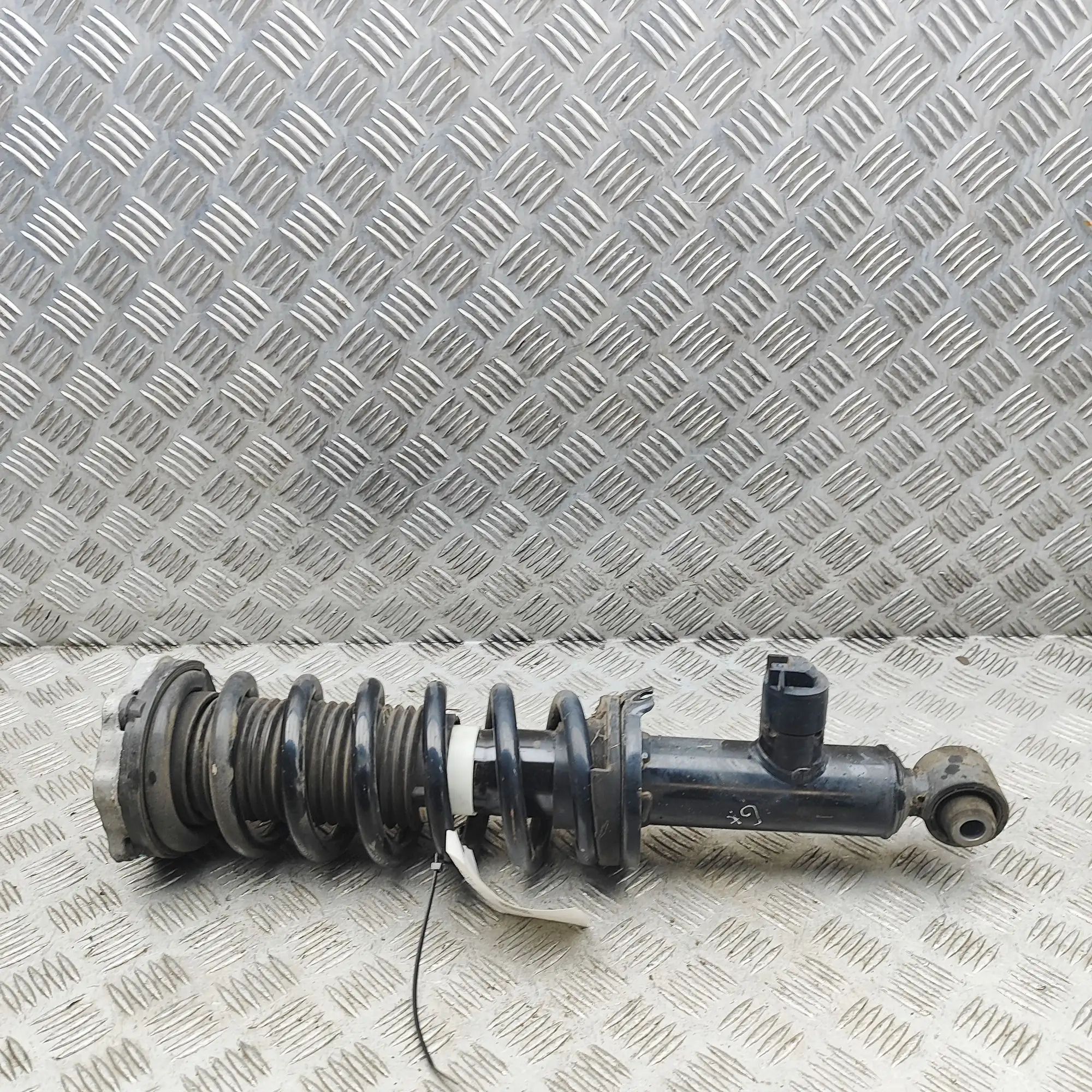 BMW X3 / iX3 (G01) Rear Left Shock Absorber Rear Left Shock Absorber — BMW IX3 (G08) (2020-...