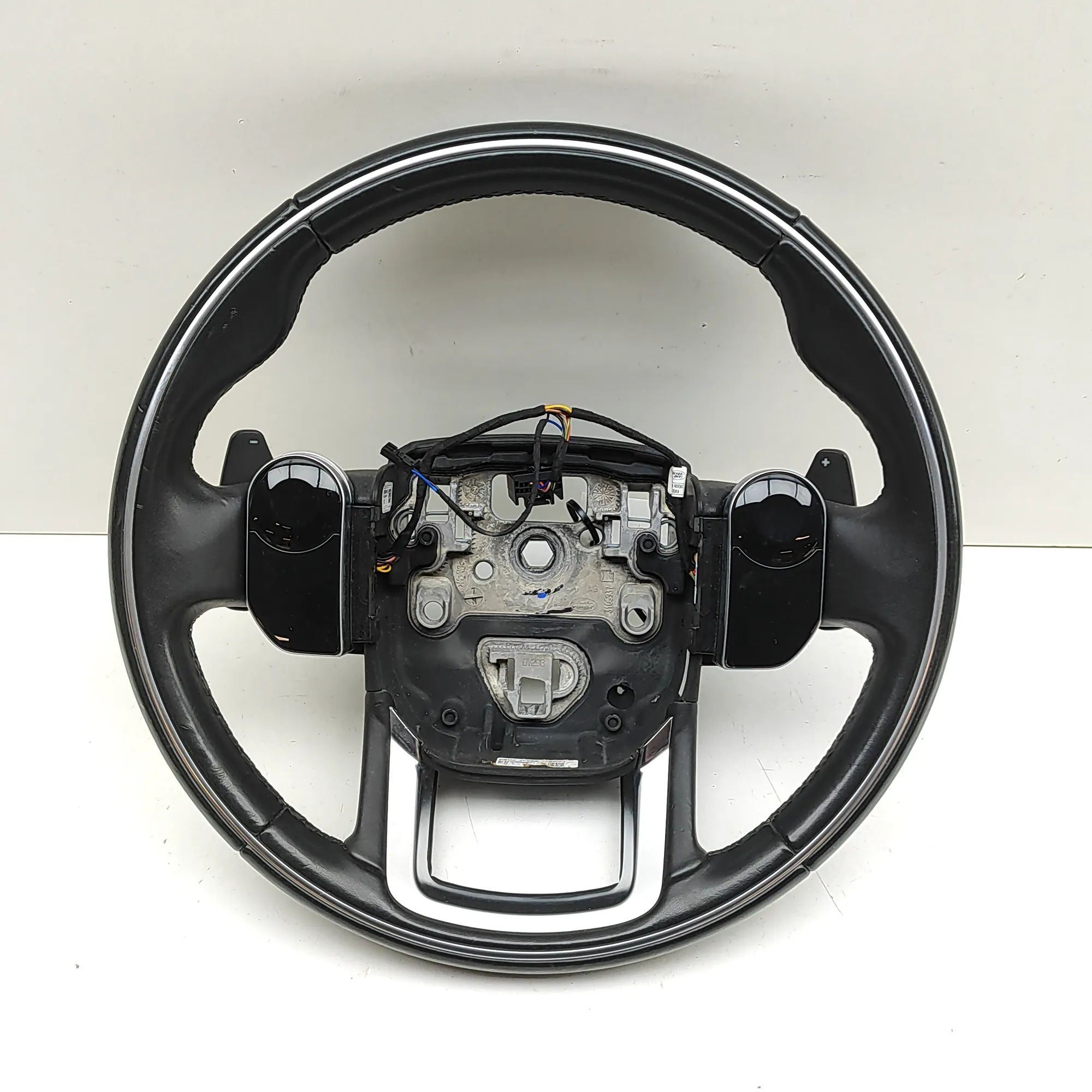 Land Rover Discovery Sport steering wheel Steering Wheel — LAND ROVER DISCOVERY SPORT (L5...