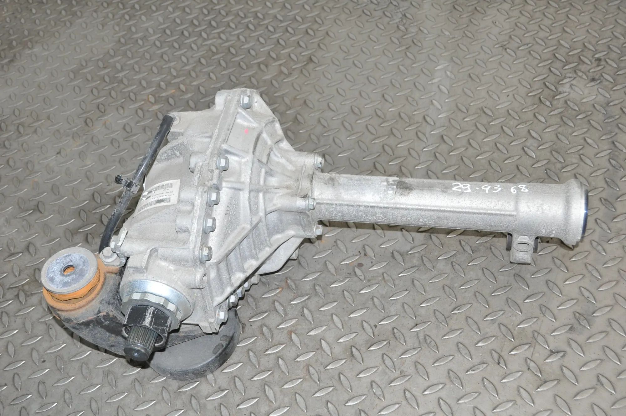 Land Rover Discovery front differential Front differential — LAND ROVER DISCOVERY (V L4...
