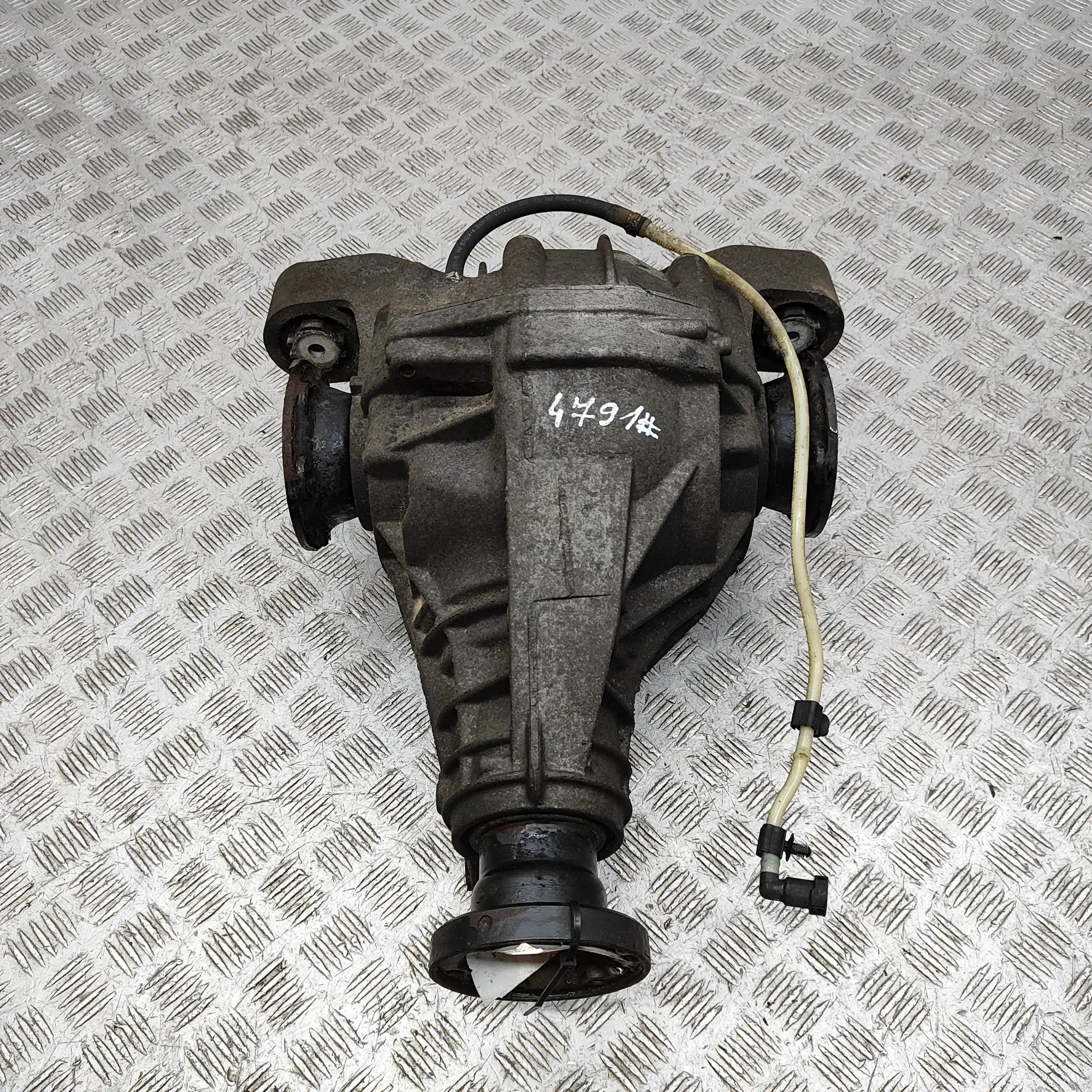 Porsche Cayenne rear differential Rear differential — PORSCHE CAYENNE (9PA) (2002...