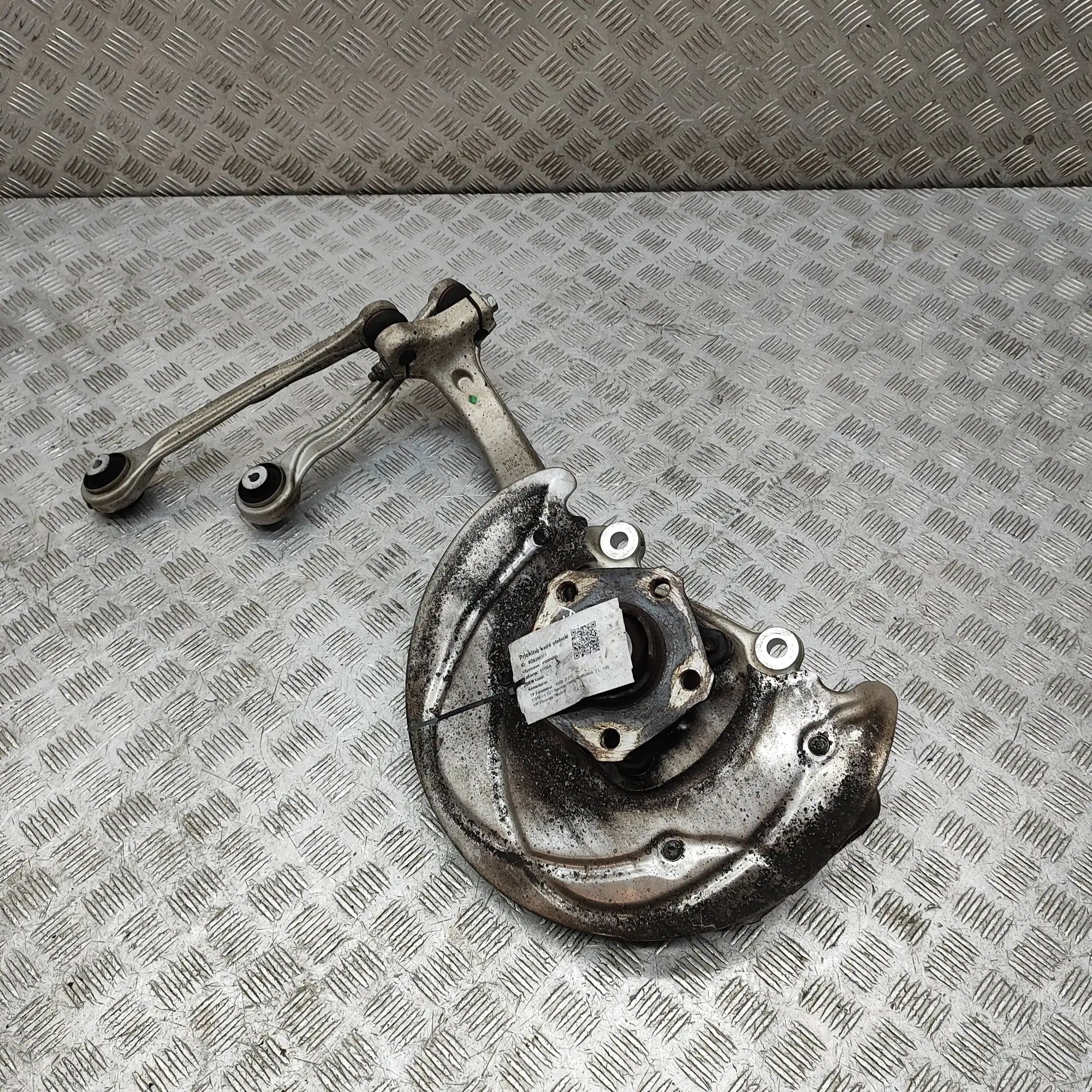 Audi Q5 (FY) Front Left Wheel Hub Front Left Wheel Hub — AUDI Q5 (FYB, FYG, FYT) ...