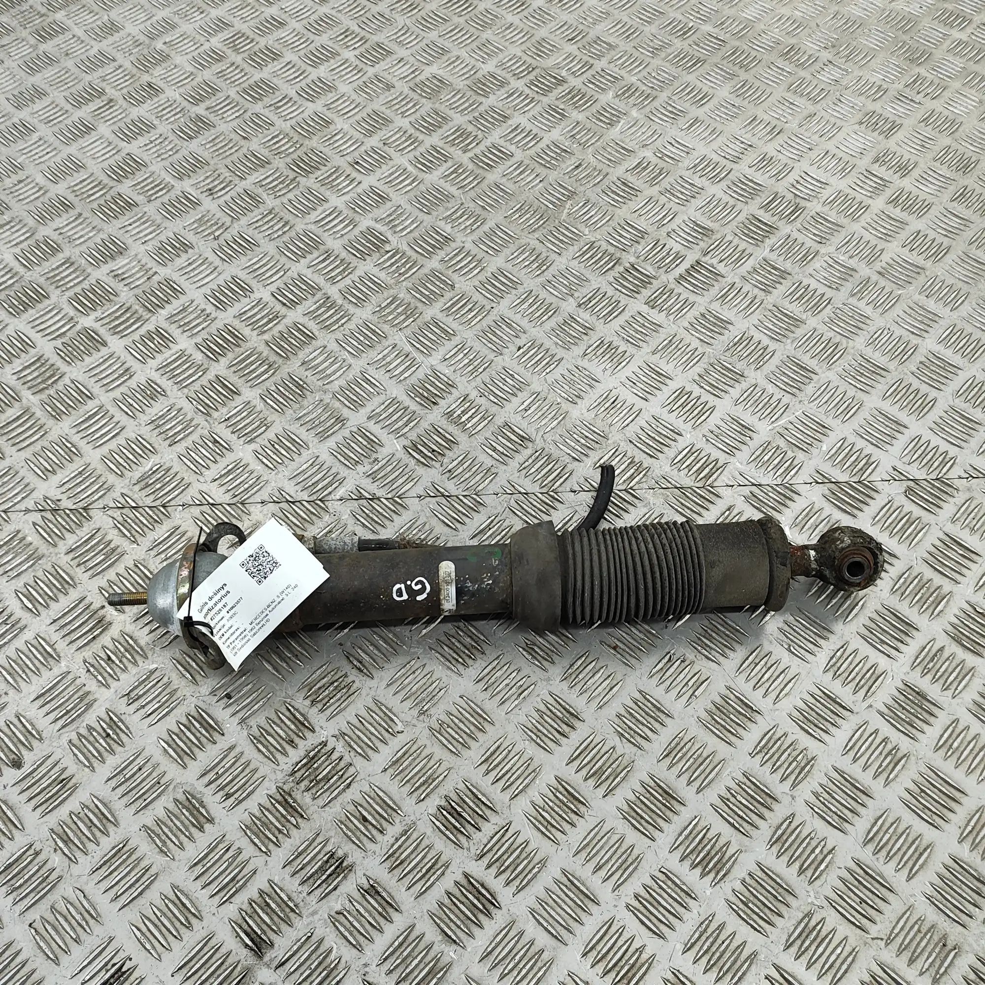 Mercedes-Benz 200 - 500 / E (W124) Shock absorber — rear right Shock absorber — rear right — MERCEDES BENZ S-C...