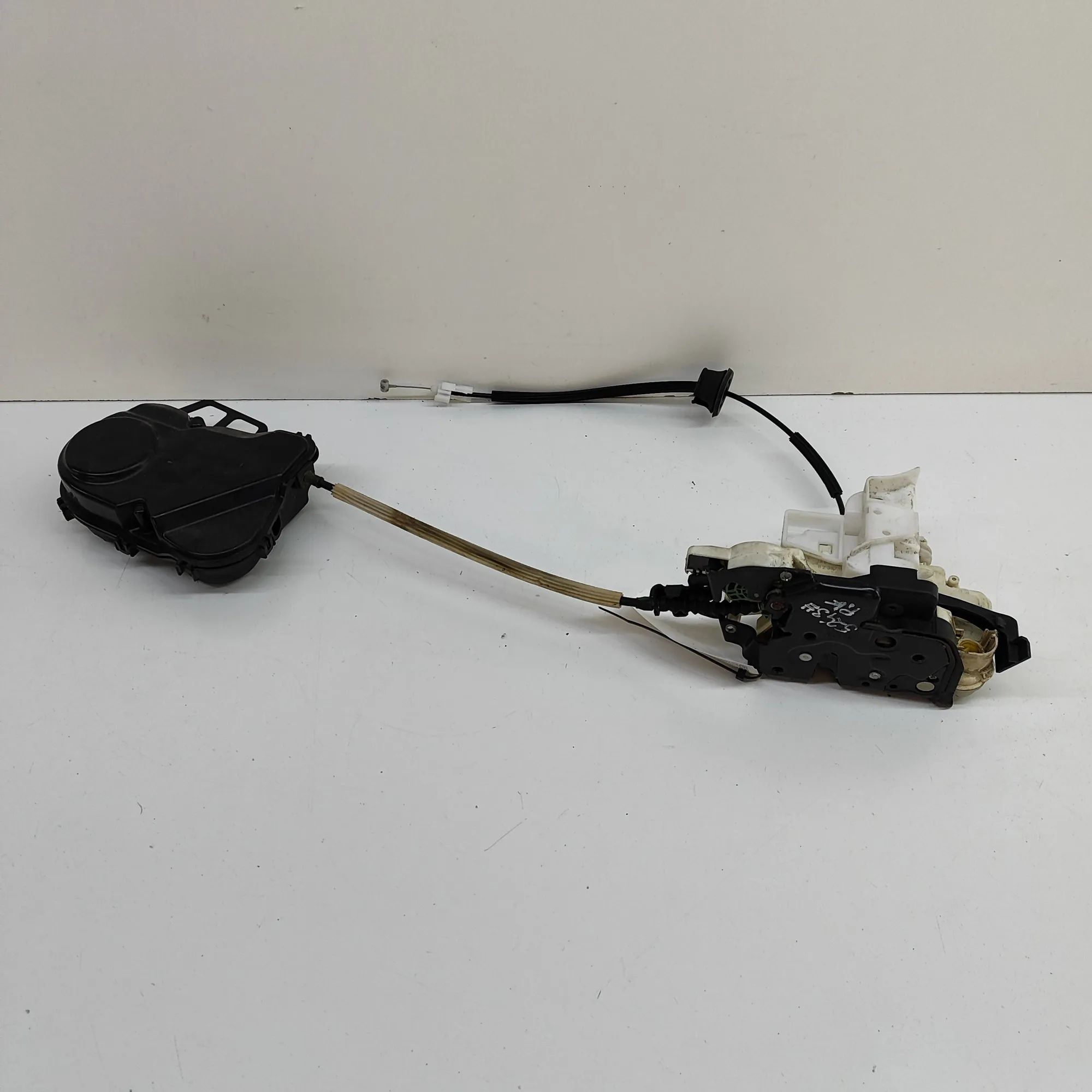 Porsche Panamera Door lock — front left