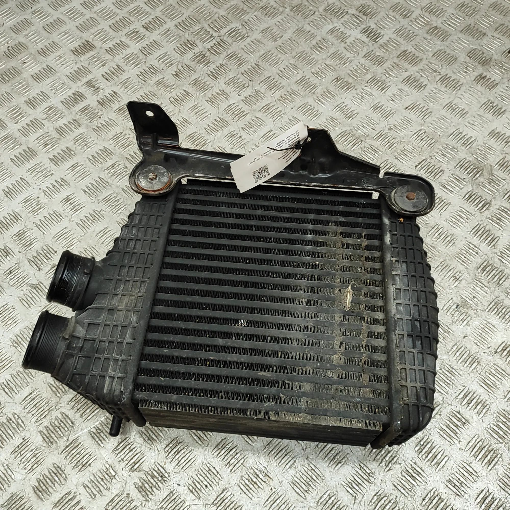 Maserati Levante Intercooler radiator Intercooler radiator — MASERATI LEVANTE (SUV M1...
