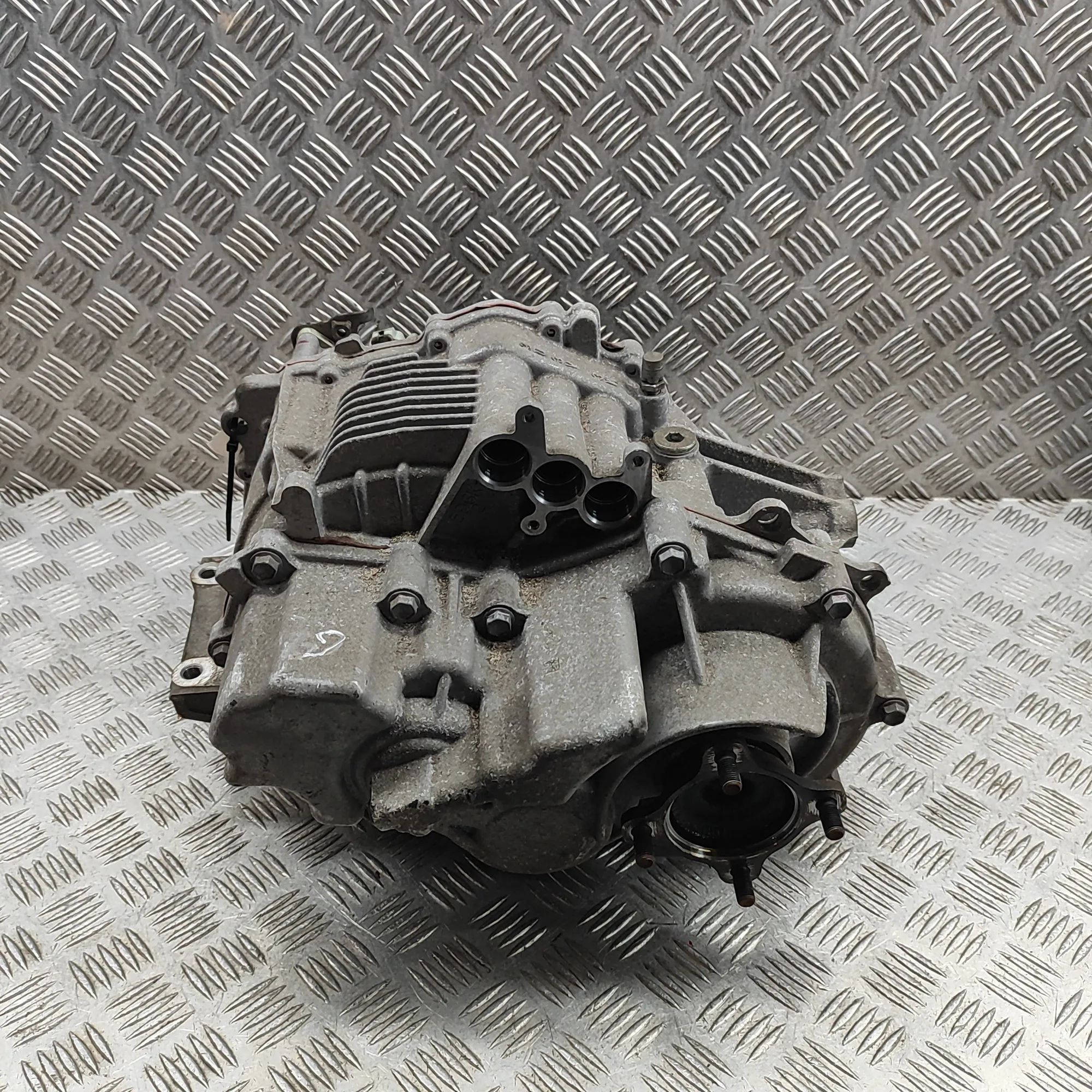 Lexus NX rear differential Rear differential — LEXUS NX (AZ10) (2014-2021)...