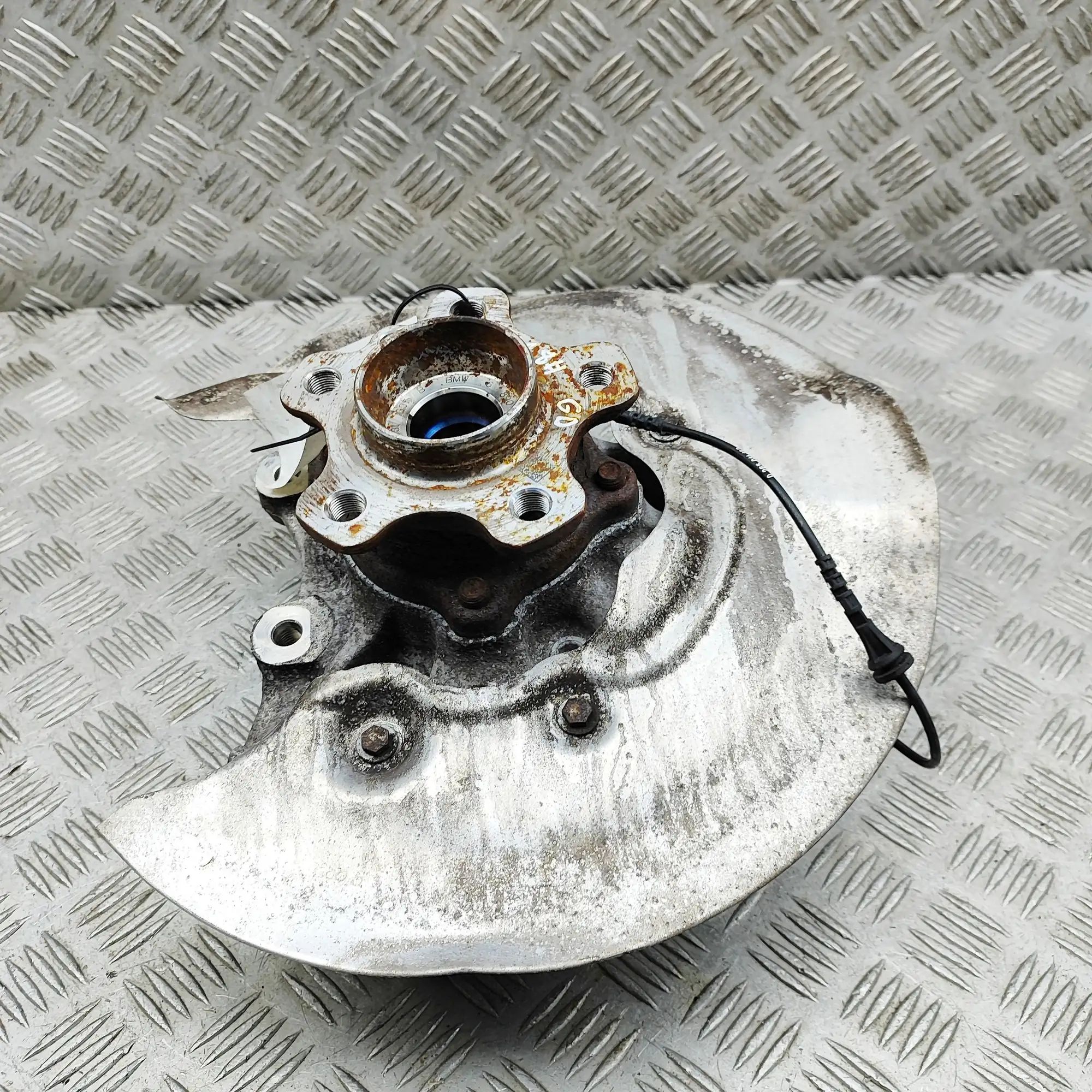 BMW 4 (G22 / G23 / G26)  Rear Right Wheel Hub Rear Right Wheel Hub — BMW 4 / i4 (G22, G23, G2...