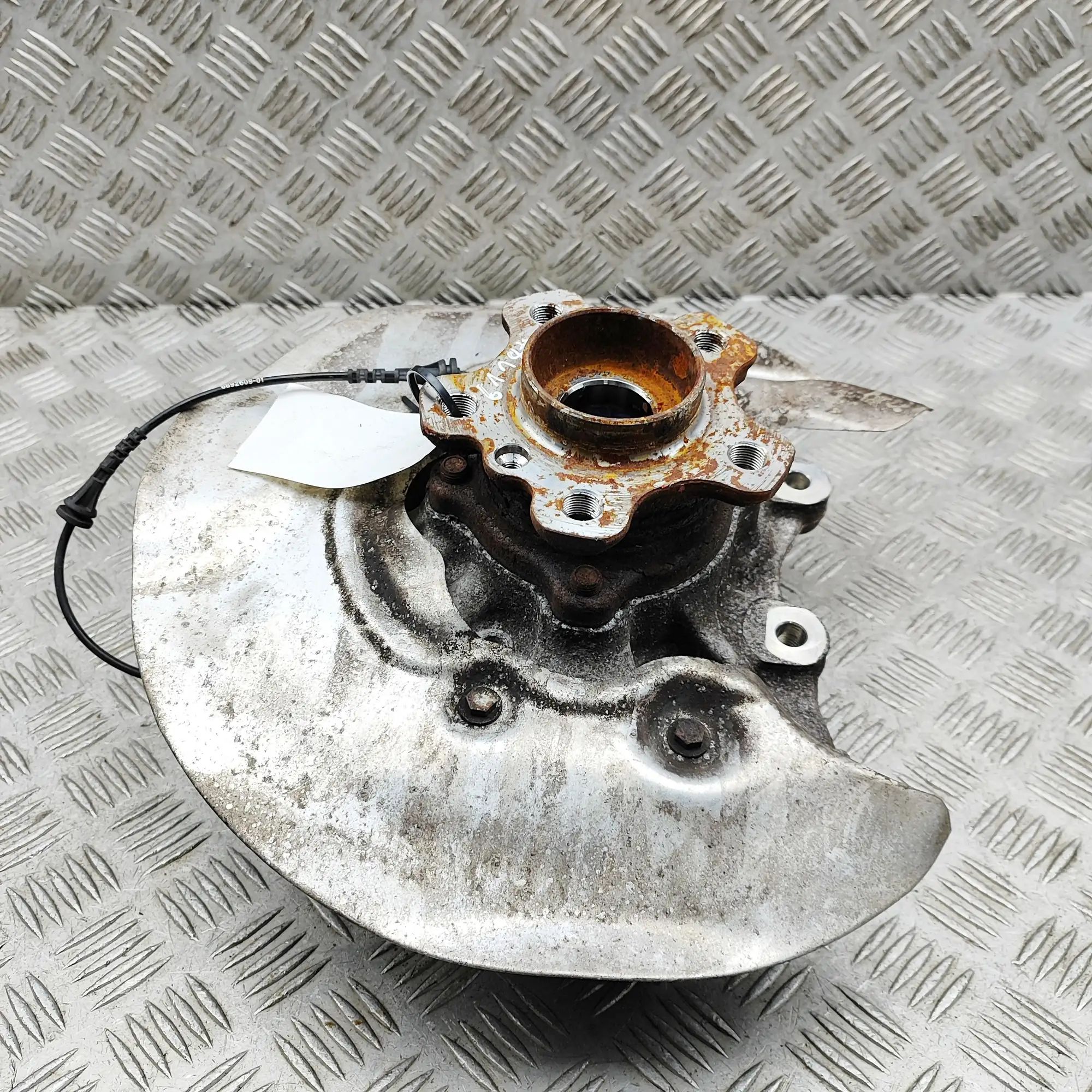 BMW 4 (G22 / G23 / G26)  Rear Left Wheel Hub Spindle Rear Left Wheel Hub Spindle — BMW 4 / i4 (G22, ...