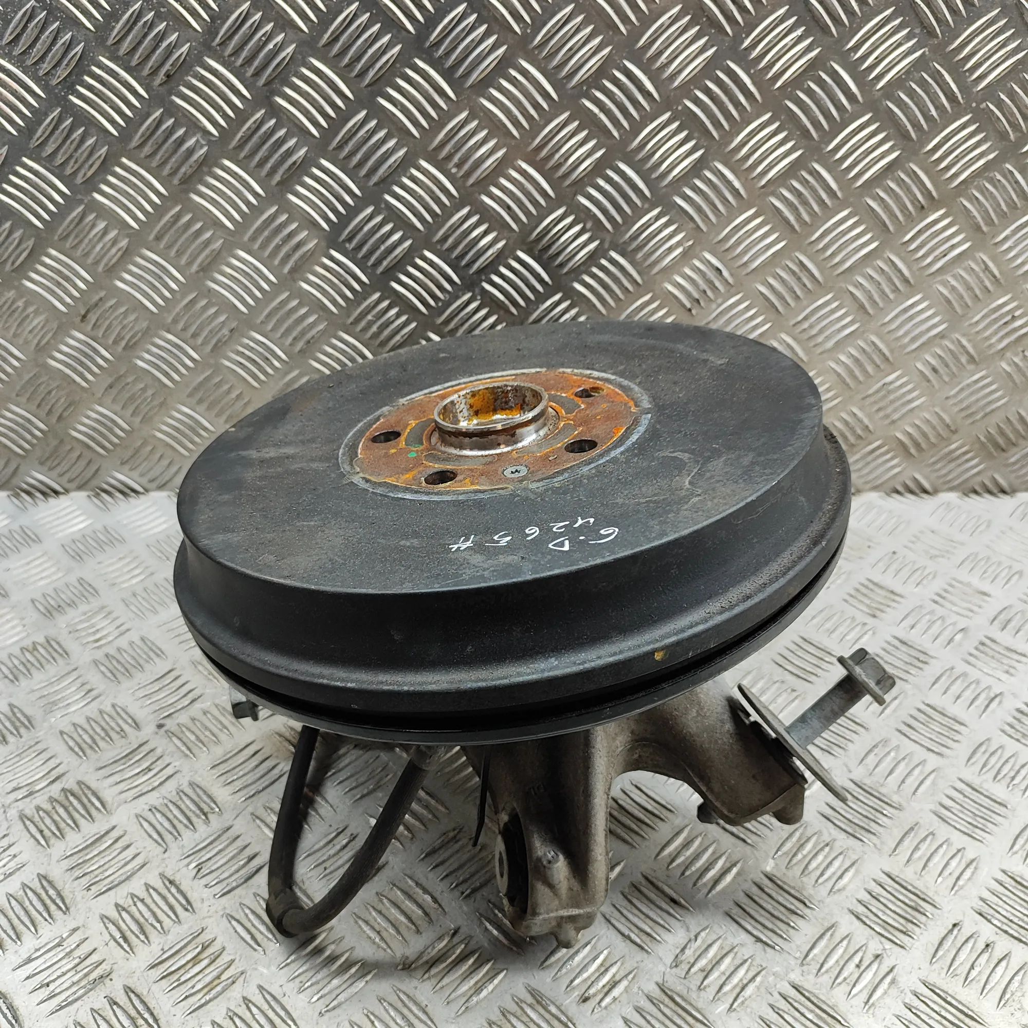 Volkswagen ID.5 Rear Right Wheel Hub Rear Right Wheel Hub — VW ID.5 (E39) (2021-PRES...