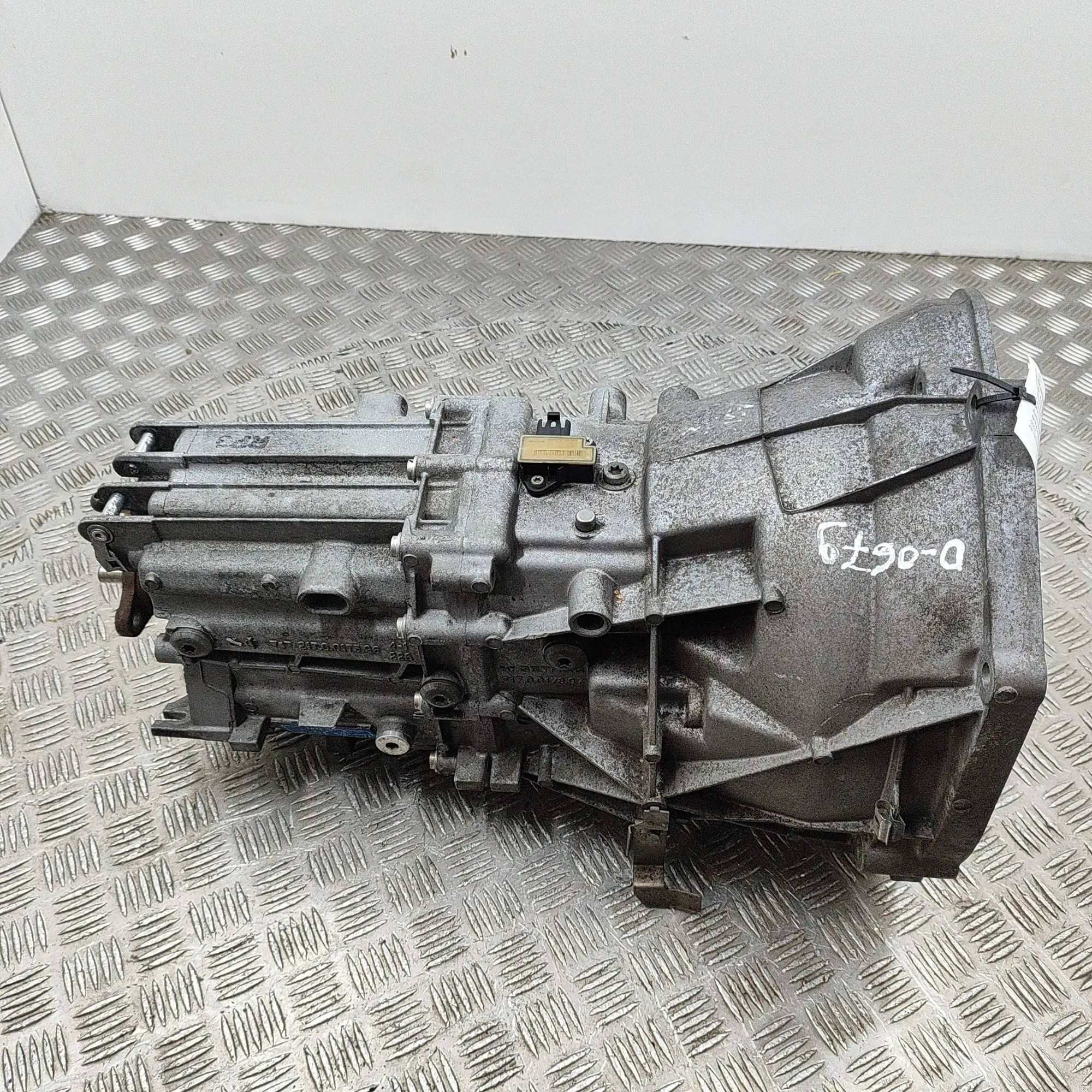 BMW 1 (E81 / E82 / E87 / E88) Gearbox Gearbox — BMW 1 SERIES (E81, E82, E87, E88) (20...