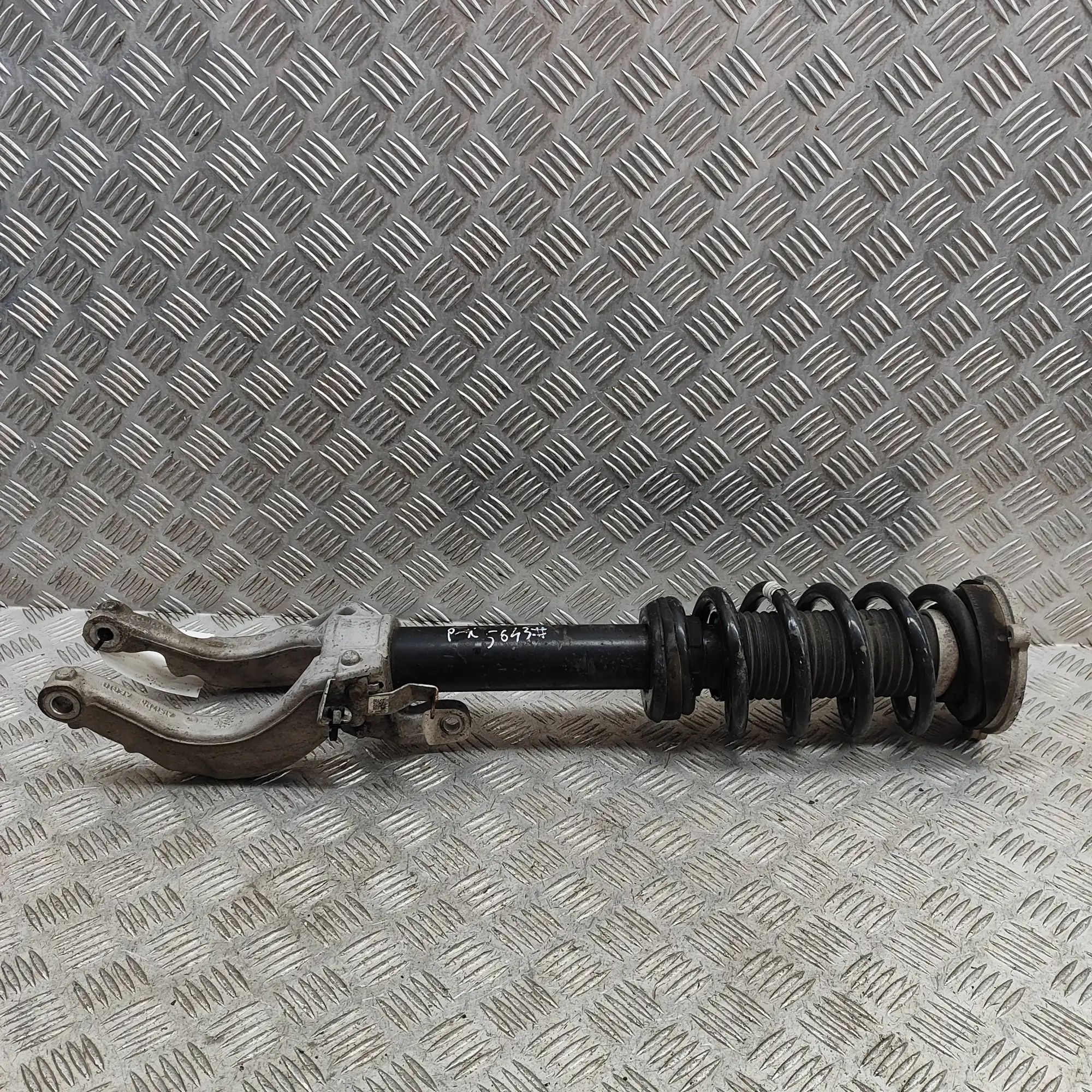 Volvo S60 Shock absorber — front left Shock absorber — front left — VOLVO V60 II / S6...