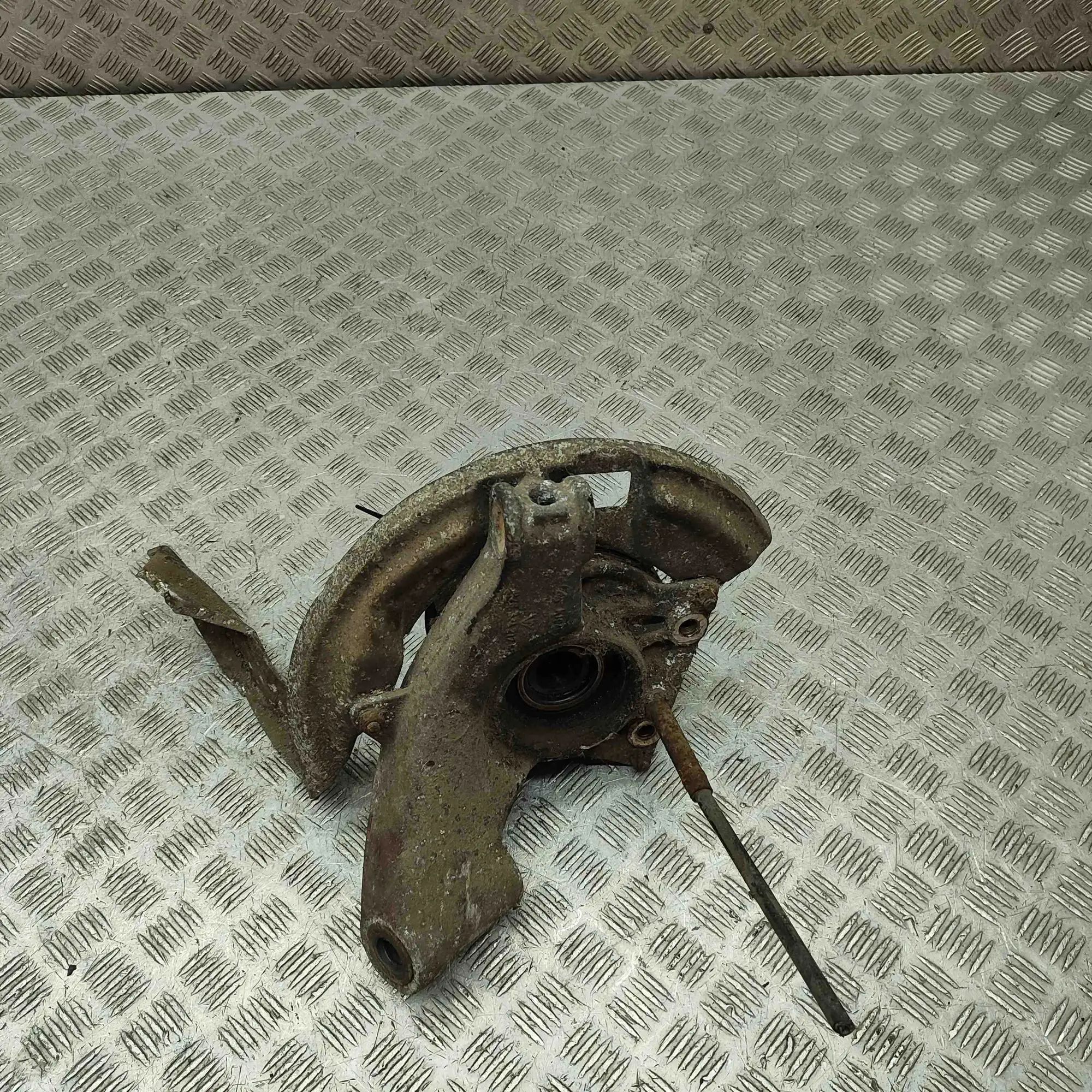 Porsche 928 Rear Left Wheel Hub Spindle Rear Left Wheel Hub Spindle — PORSCHE 928 (1977...