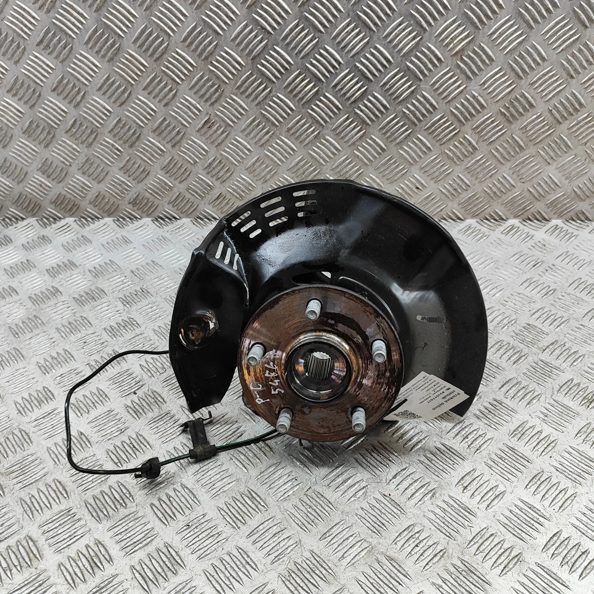 Toyota Yaris Front Right Wheel Hub Front Right Wheel Hub — TOYOTA YARIS (CROSS MXP...