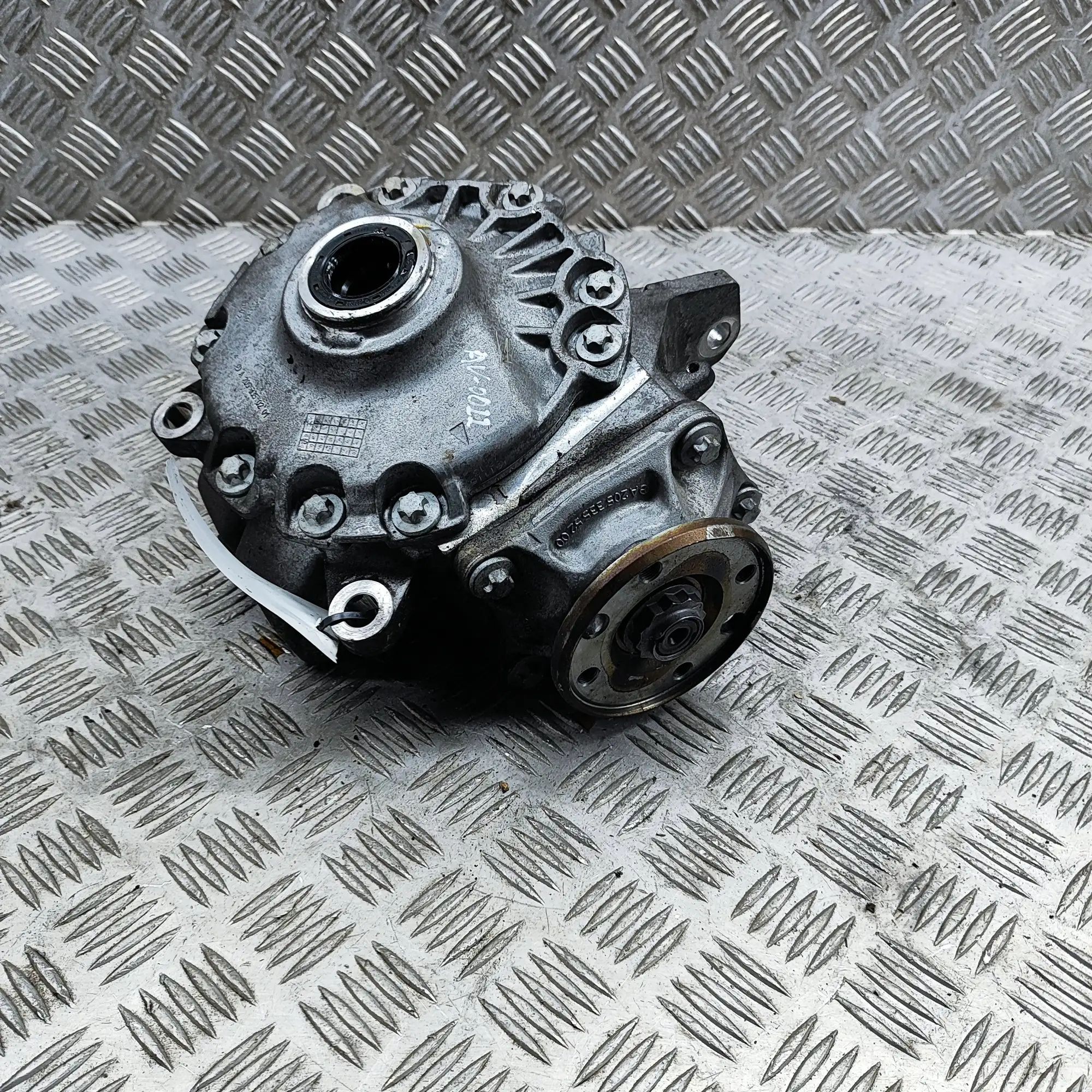 Mercedes-Benz GLC (X253) front differential Front differential — MERCEDES BENZ GLC (X253) (...