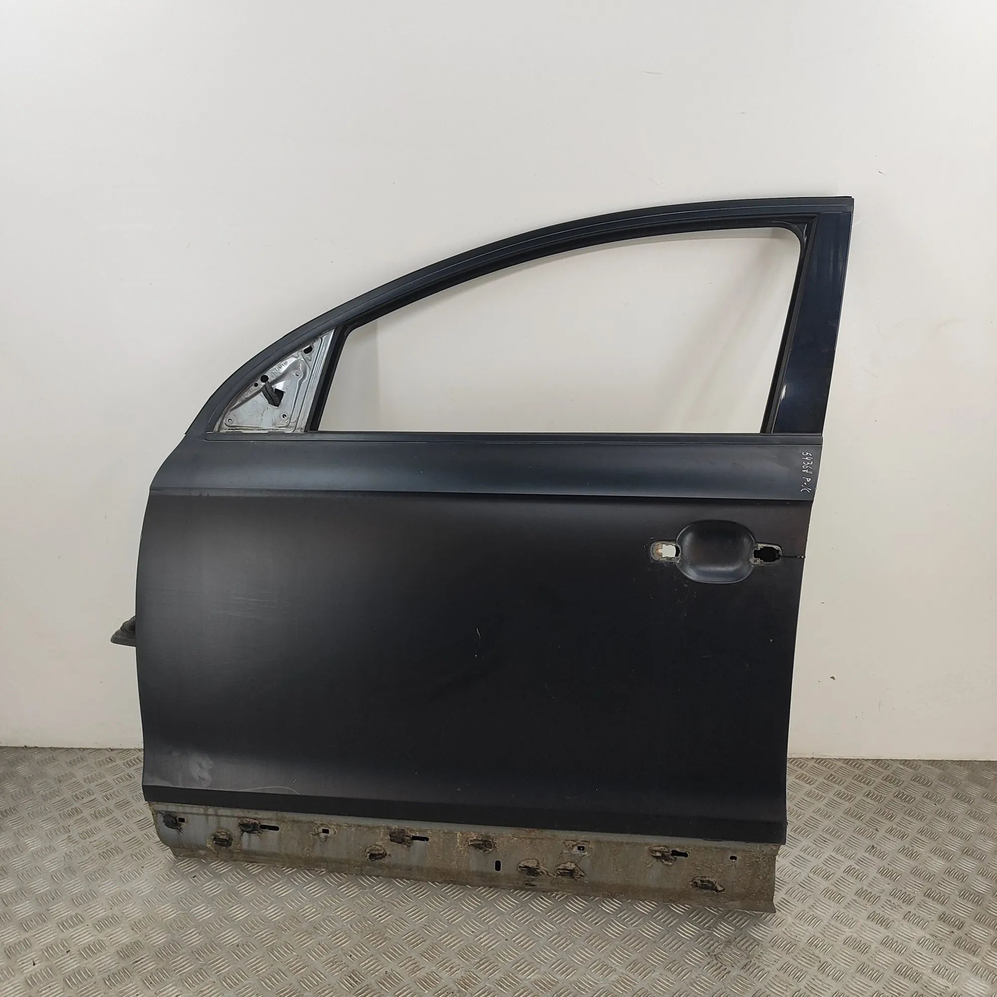 Audi Q7 (4L) Door — front left Door — front left — AUDI Q7 (4L) (2006-2015) — ...