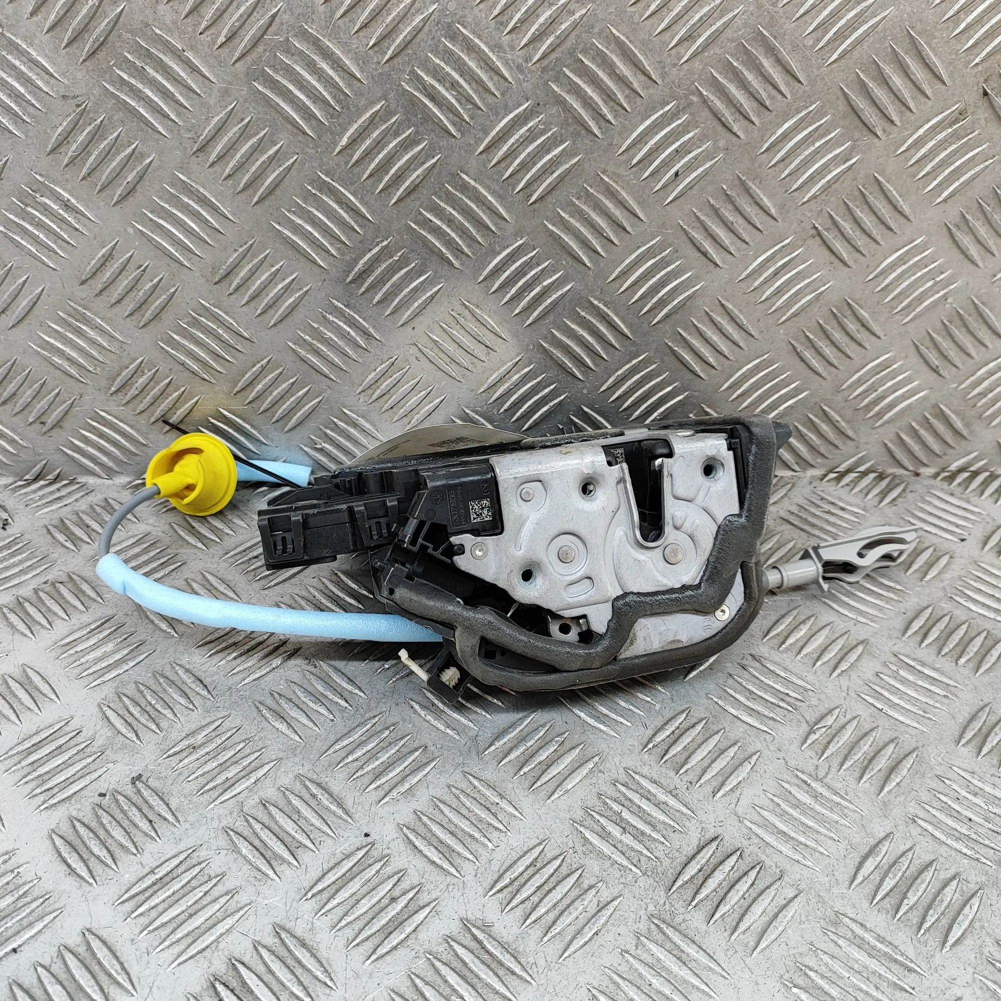 BMW iX (I20) Door lock — rear right Door lock — rear right — BMW IX (I20) (2021-PRE...
